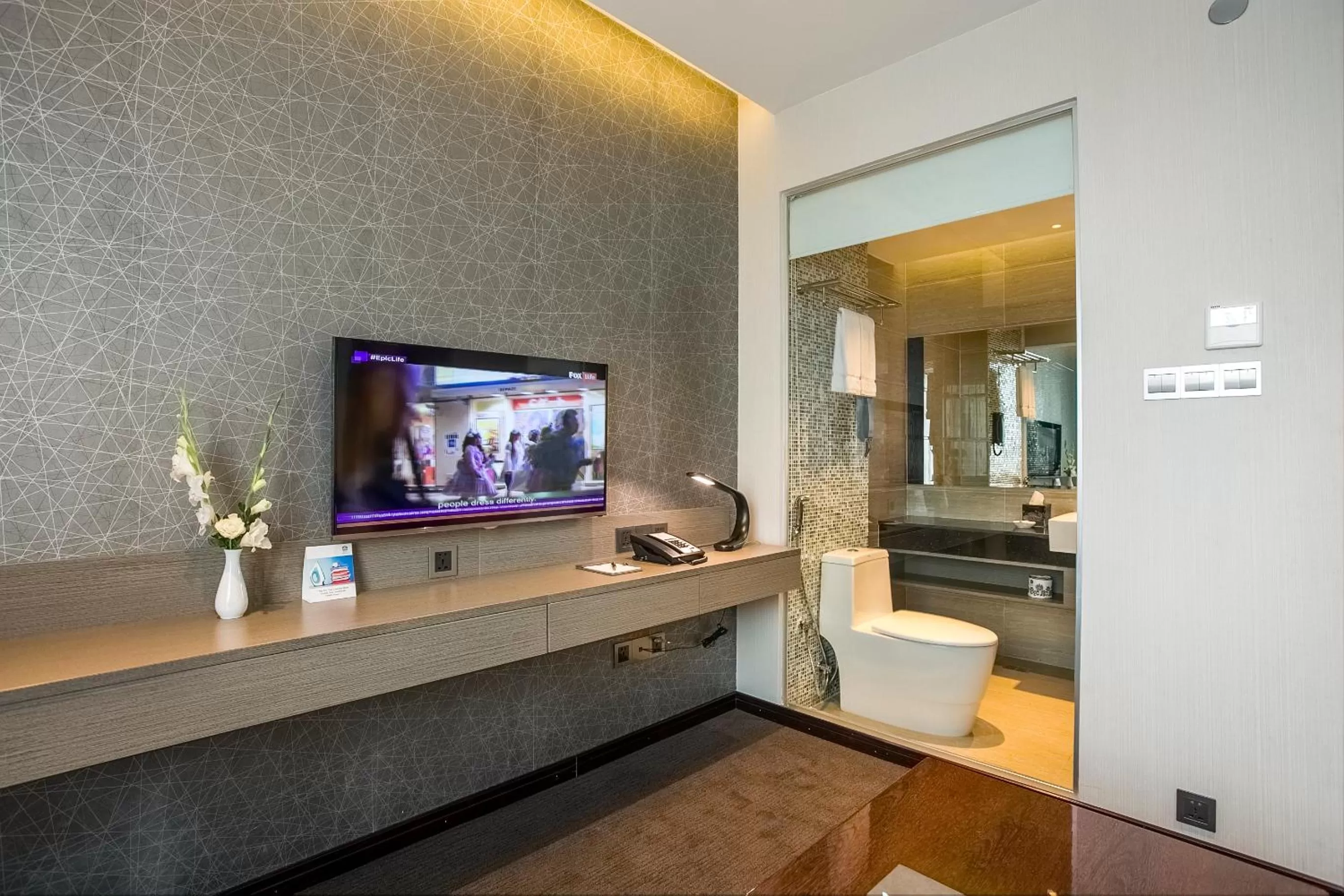 Executive Suite - single occupancy in Best Western Plus Maple Leaf