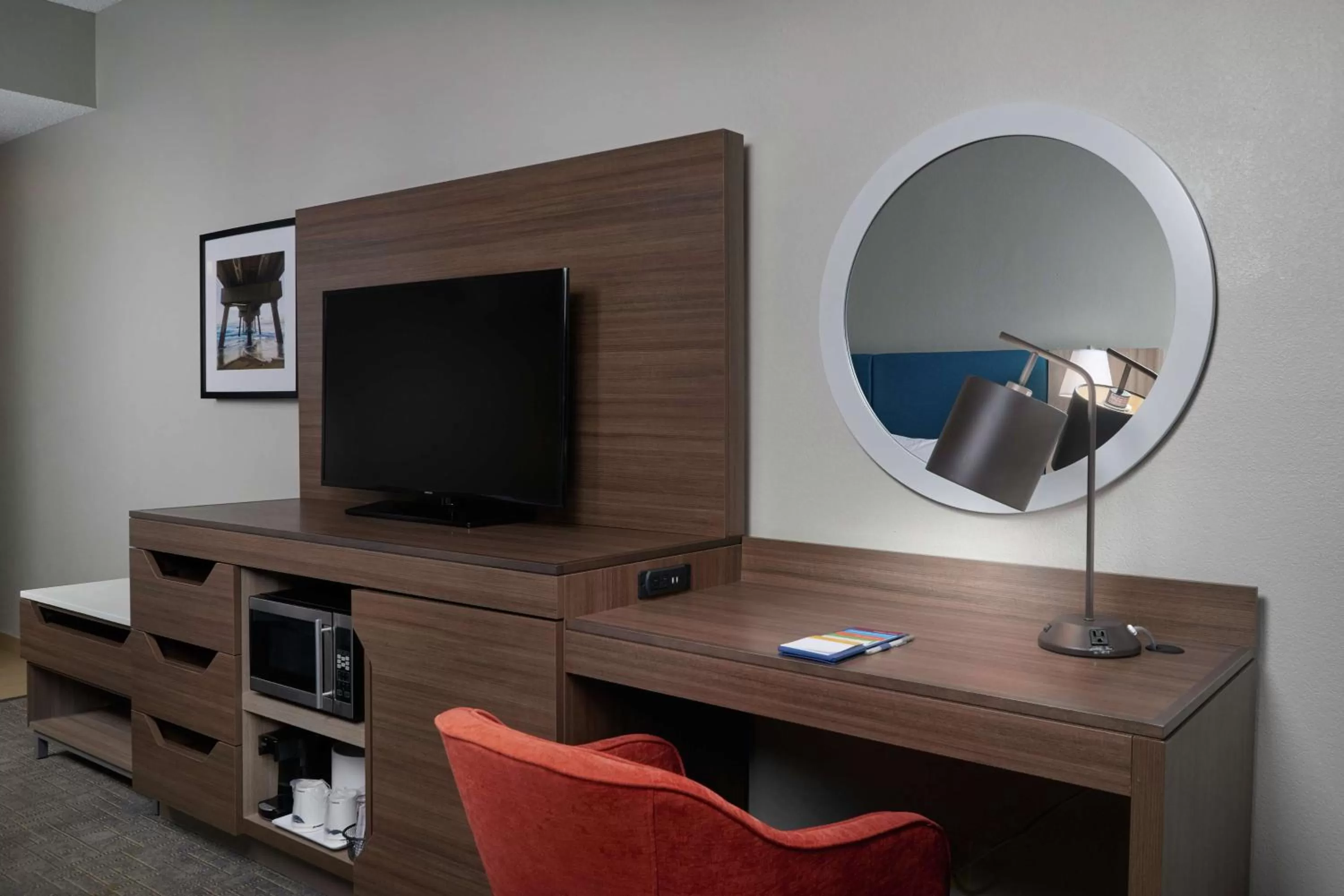 King Study with Sofa Bed - Non-Smoking  in Hampton Inn Juno Beach