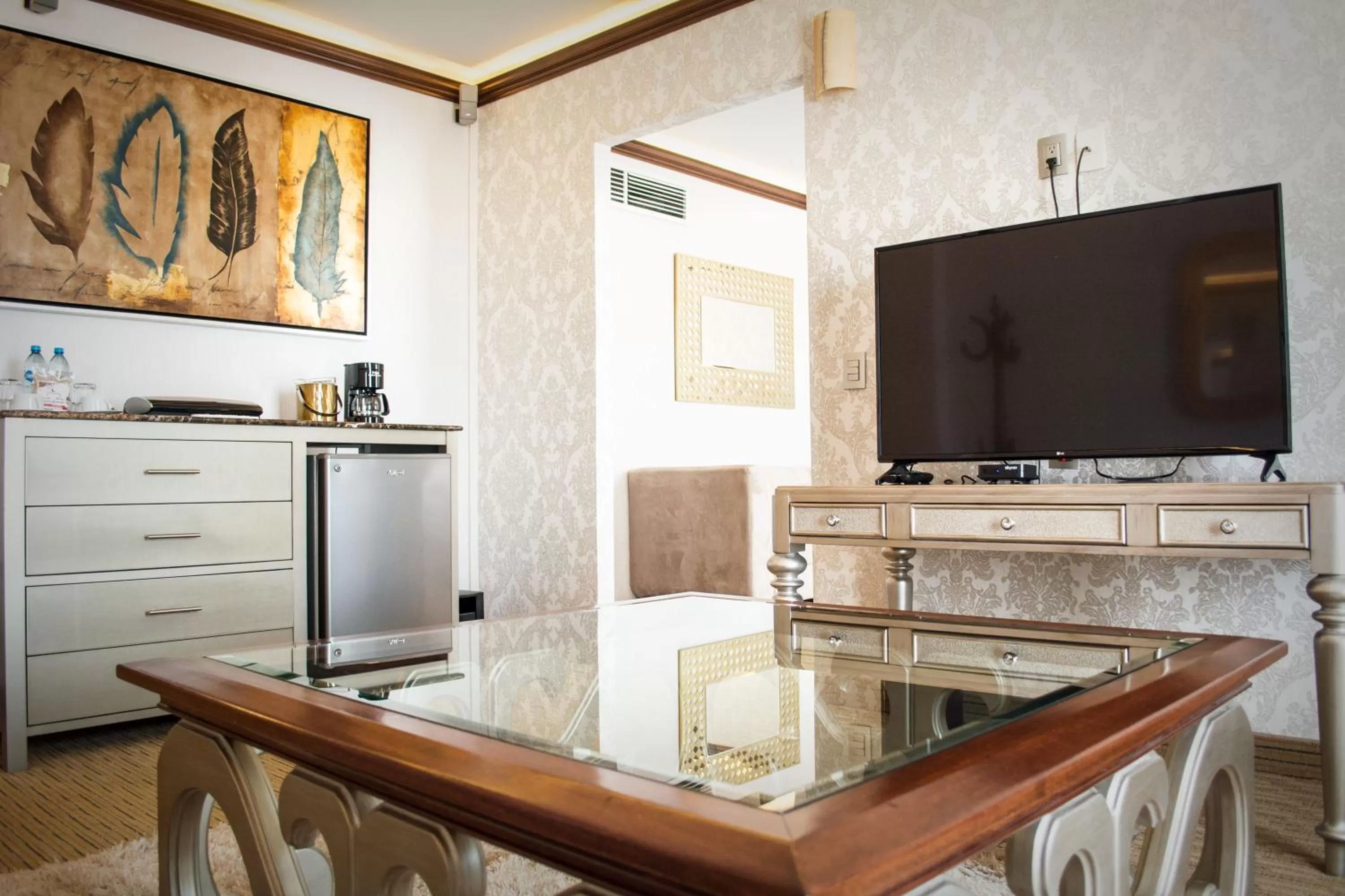 Junior King Suite - Non-Smoking in Wyndham Torreon