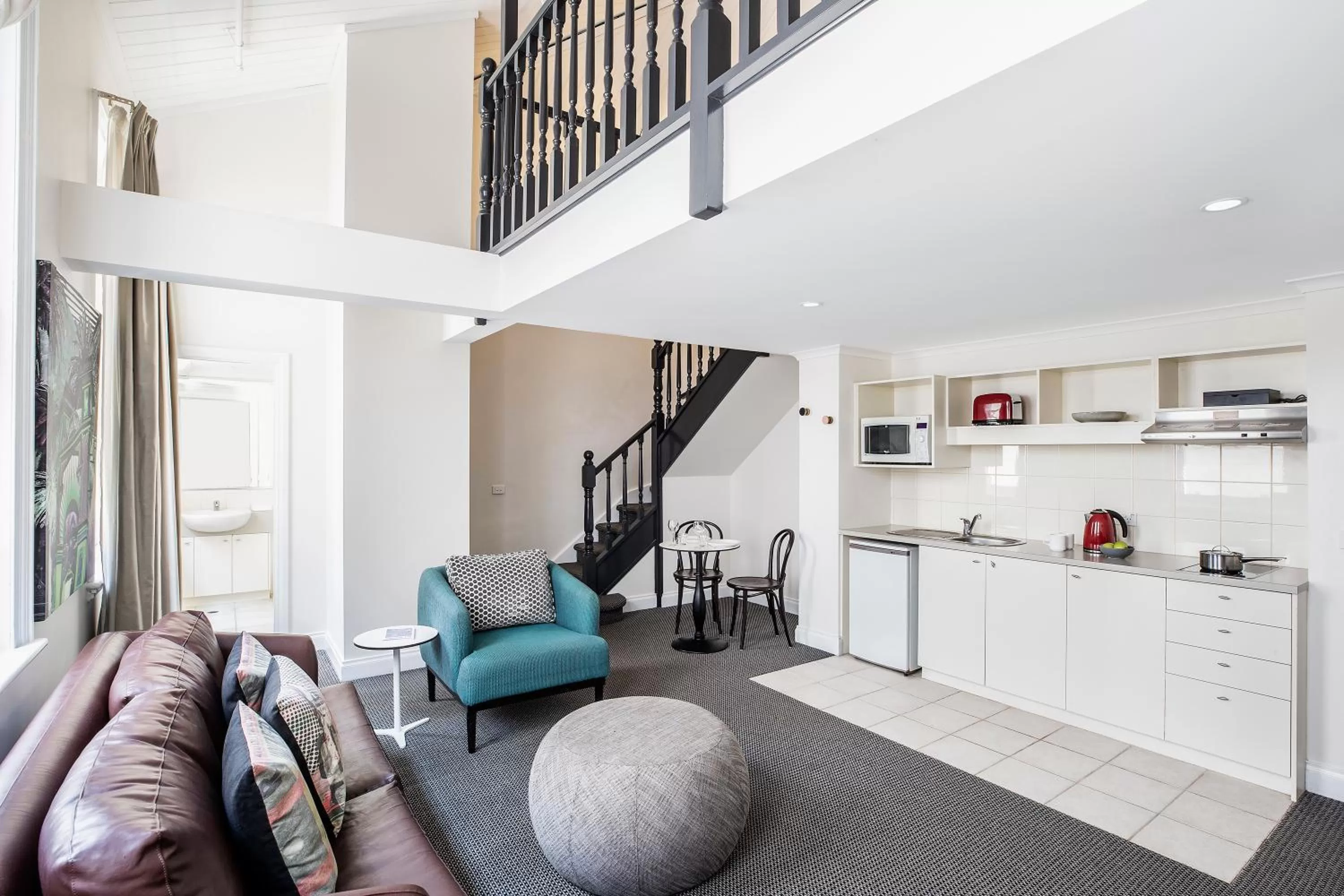 Studio Loft Apartment in Quality Apartments Melbourne Central