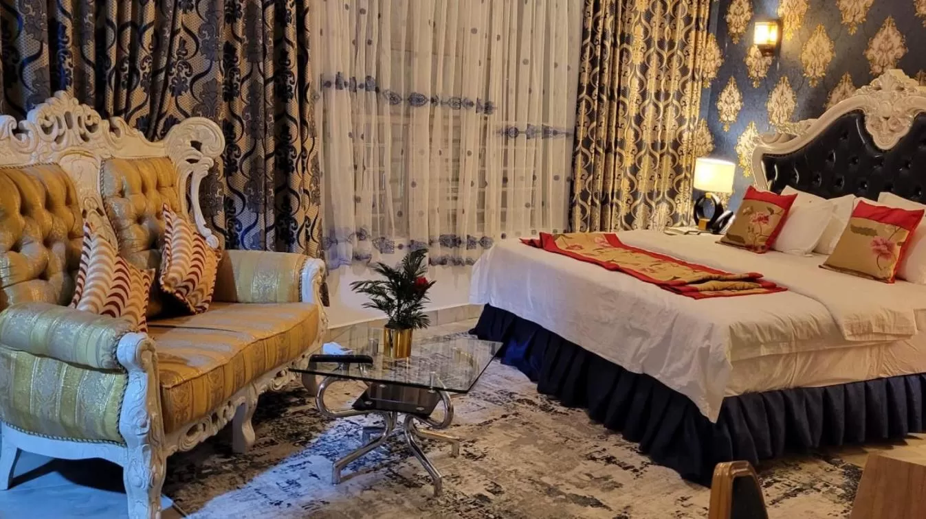 Superior Single Room - single occupancy in Marriot Metropolitan Hotel