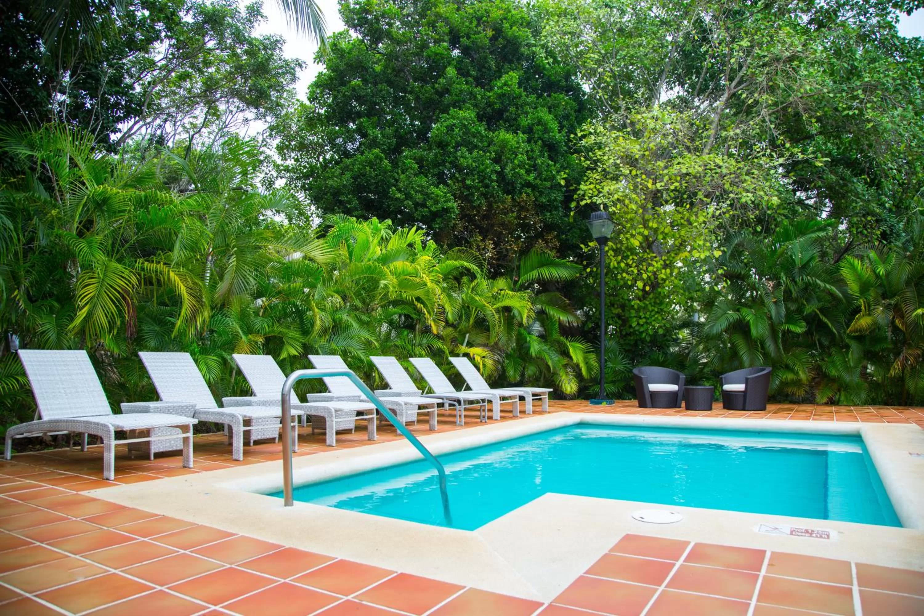 Hacienda Suite (2 adults + 1 child) in Sandos Playacar All Inclusive