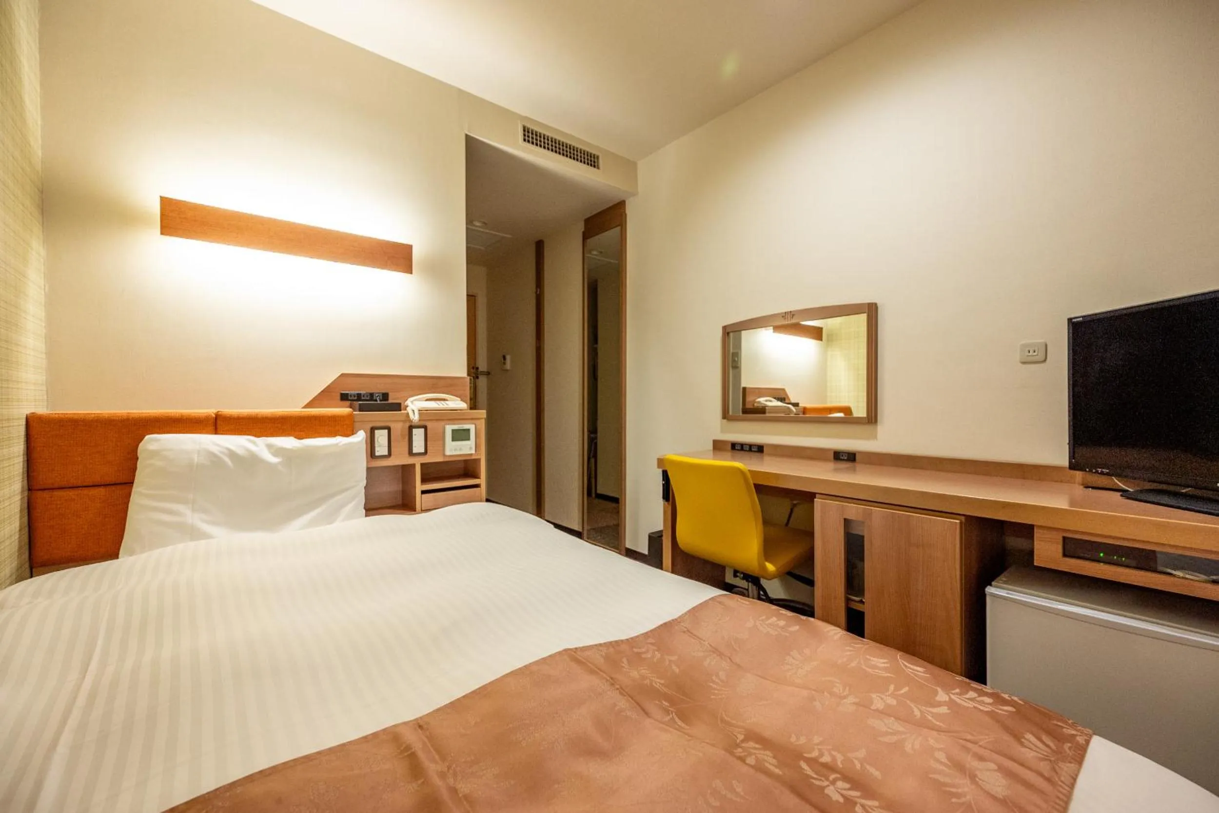 Double Room with Small Double Bed - single occupancy - Non-Smoking in Kagoshima Plaza Hotel Tenmonkan