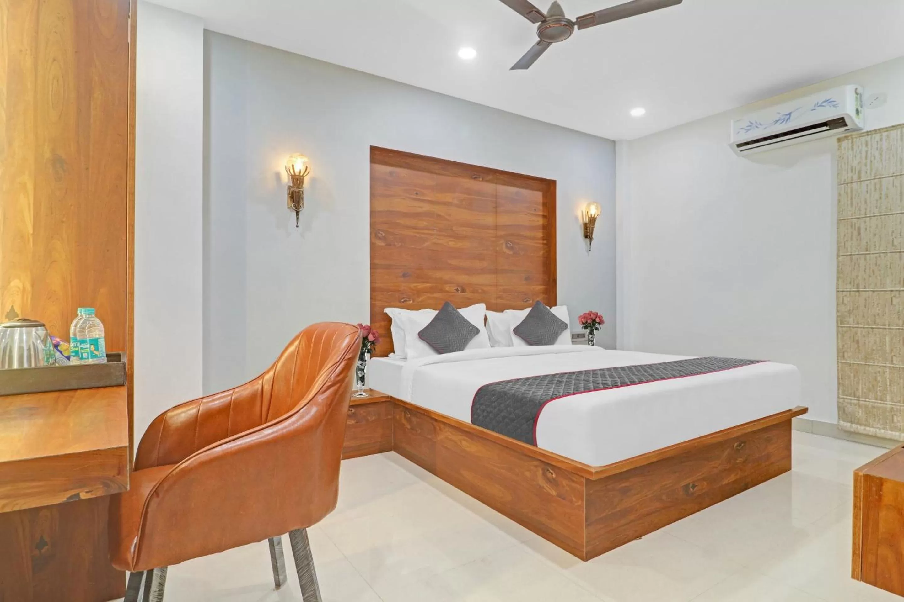 Classic Triple Room - single occupancy in Super Townhouse Rcc Pride