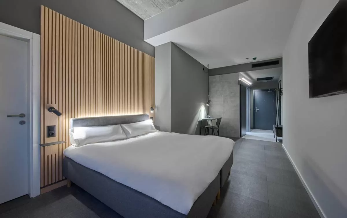 Double Room - Disability Access in Zleep Madrid Airport