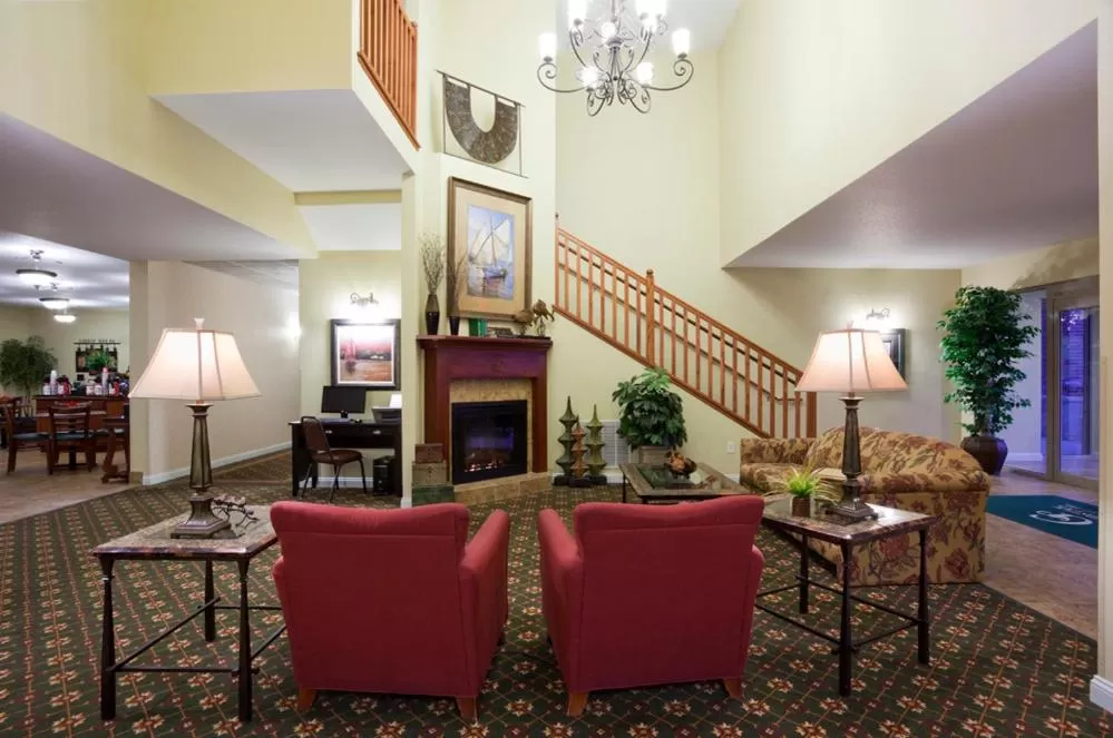 GrandStay Hotel & Suites Downtown Sheboygan