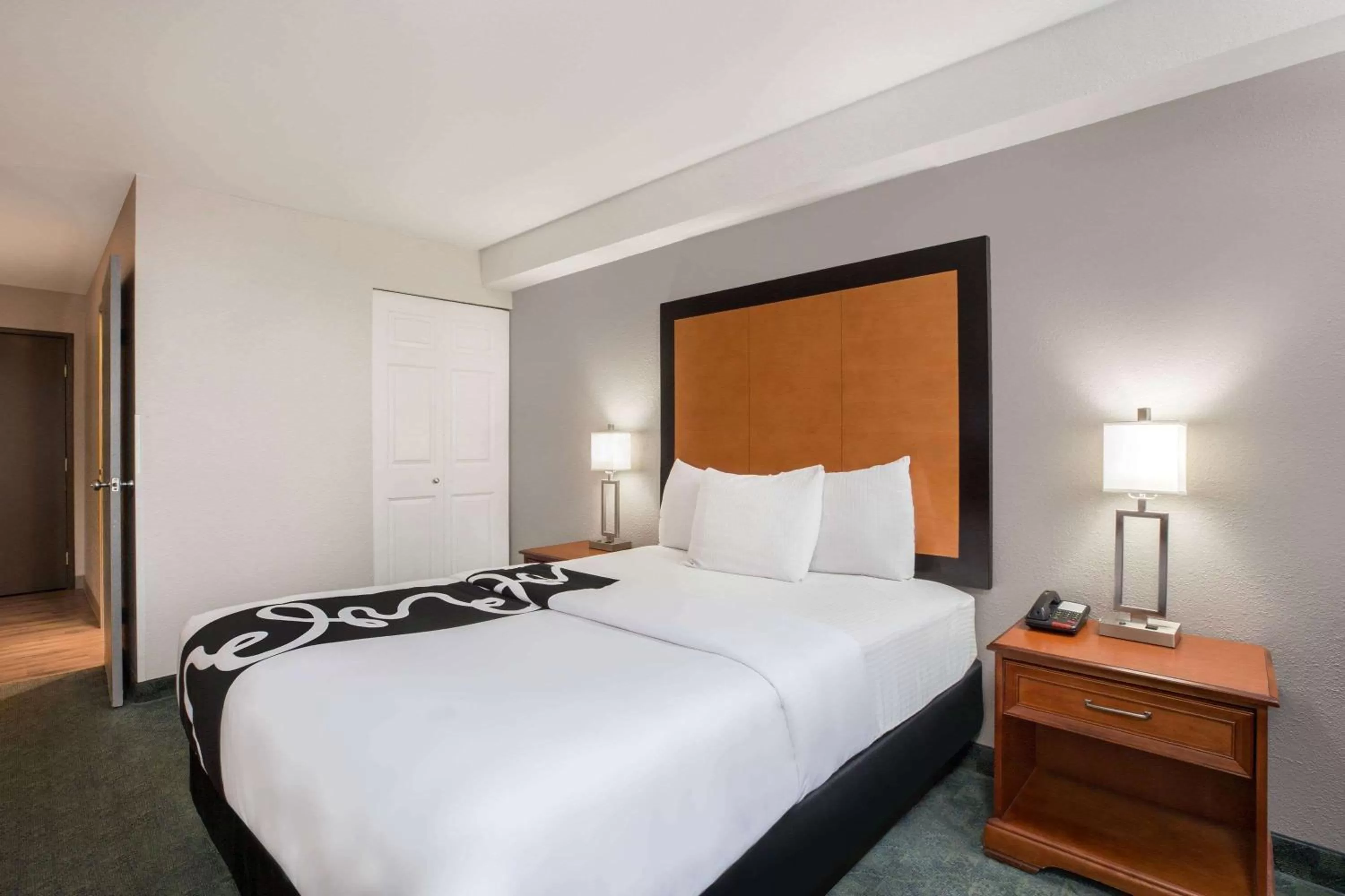 Queen Room - Mobility Access/Non-Smoking in La Quinta Inn by Wyndham Everett