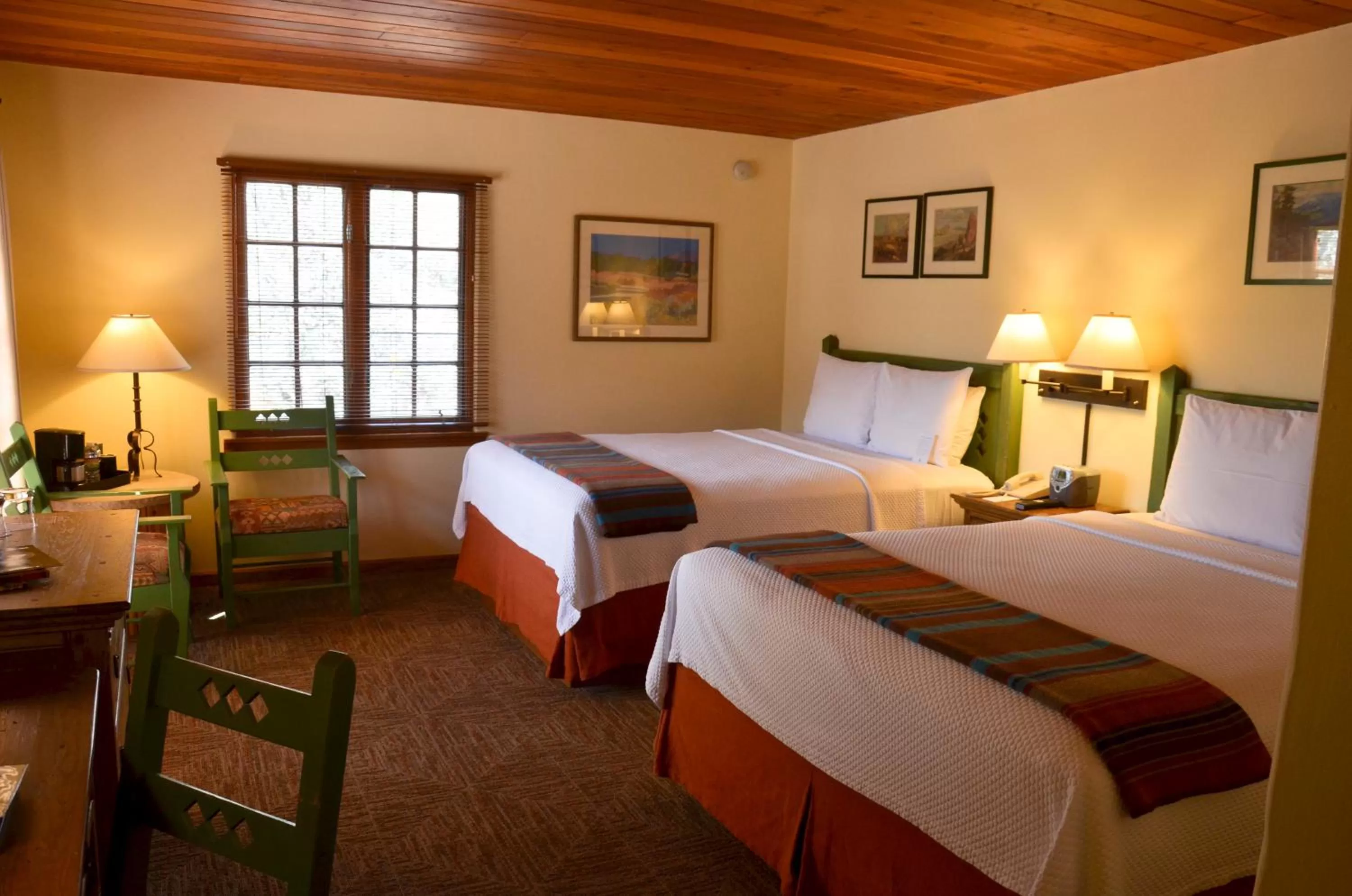 Traditional Two Queen Beds in Inn on the Alameda