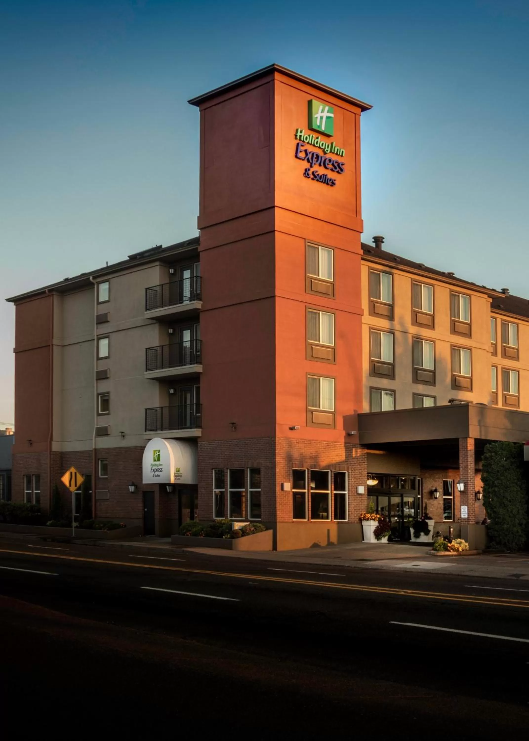 Holiday Inn Express Hotel & Suites Portland-Northwest Downtown by IHG