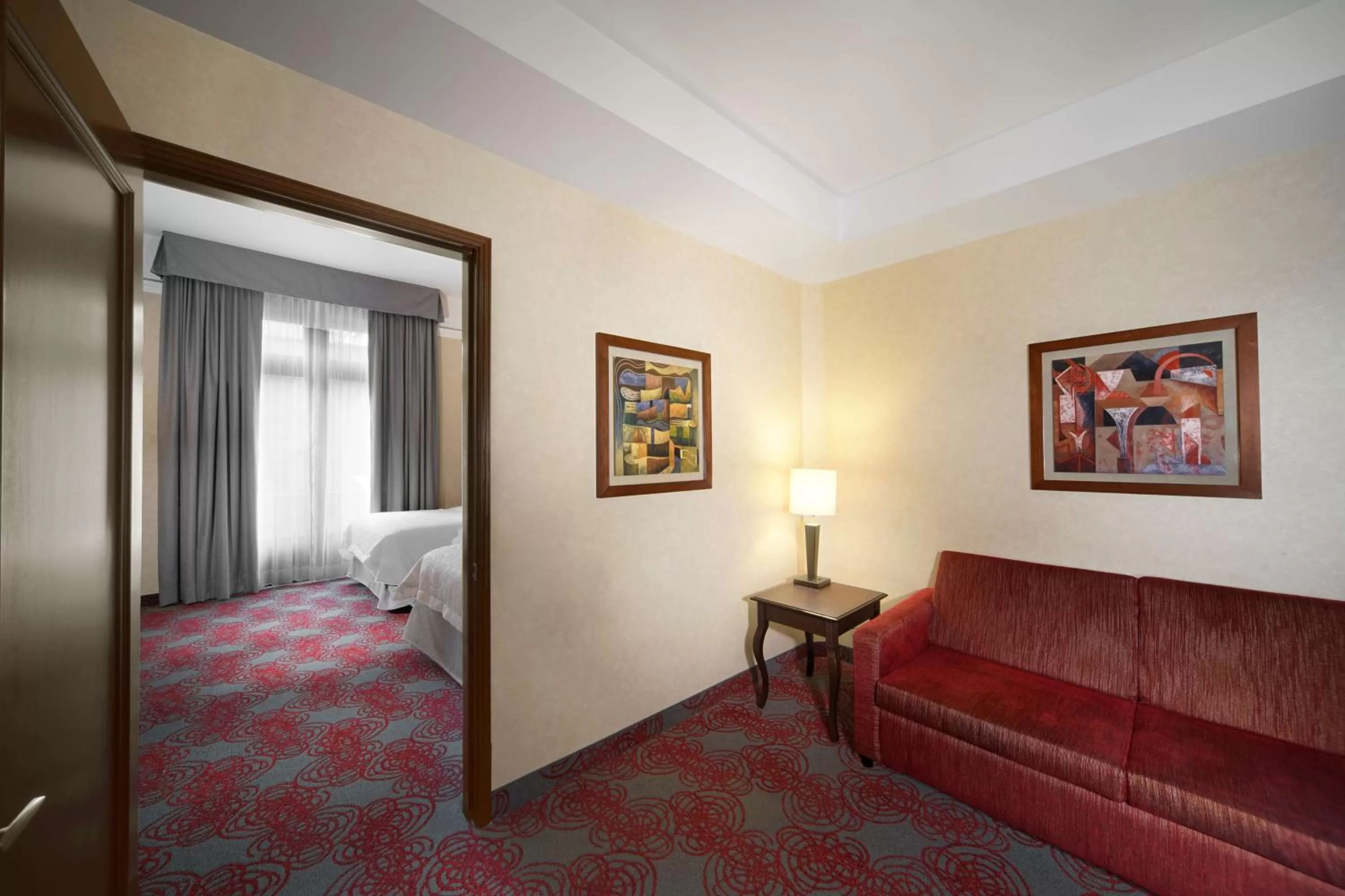 Non-Smoking Queen Suite with Sofa Bed in Hampton Inn & Suites Mexico City - Centro Historico