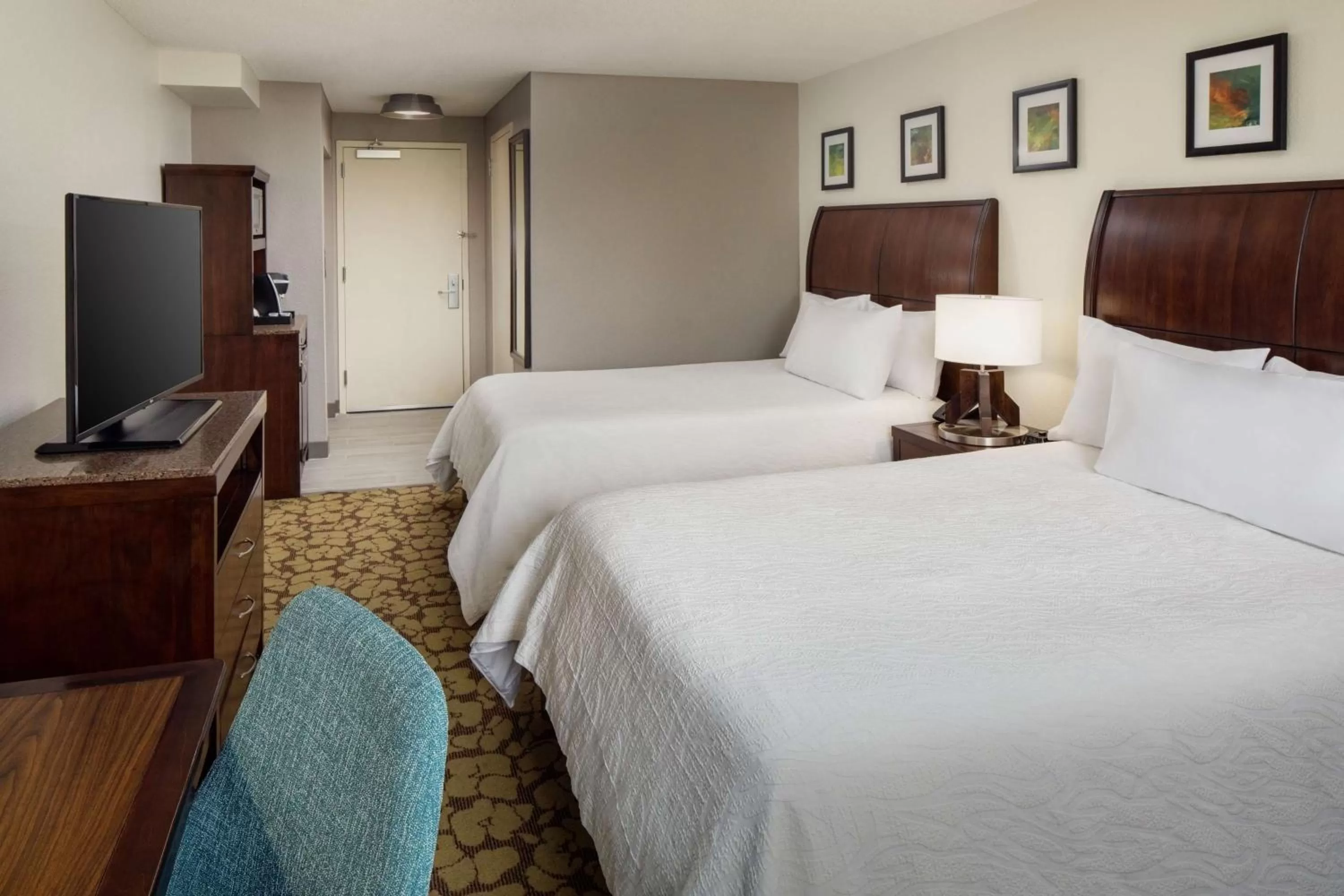 Queen Room with Two Queen Beds in Hilton Garden Inn Arcadia/Pasadena Area