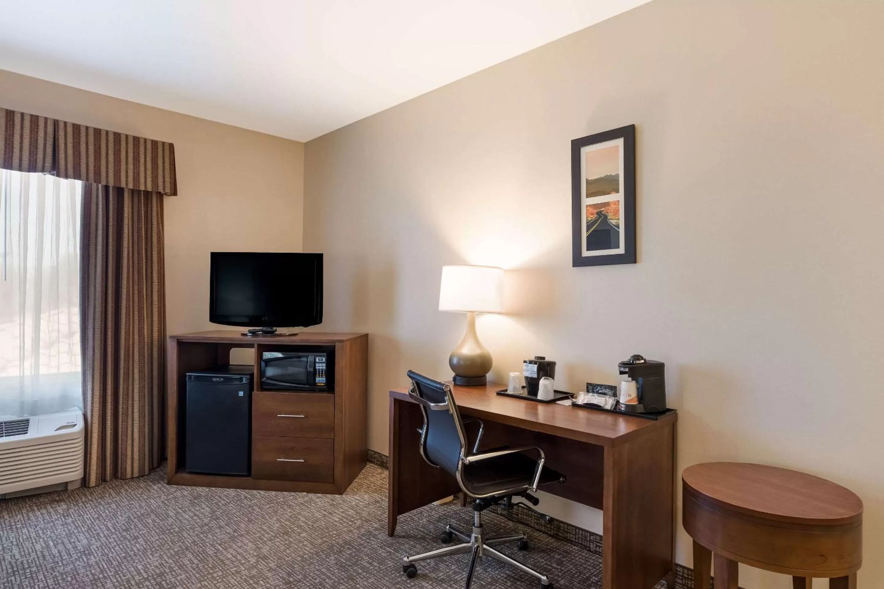 King Room - Accessible/Non-Smoking in Comfort Inn & Suites Las Vegas - Nellis