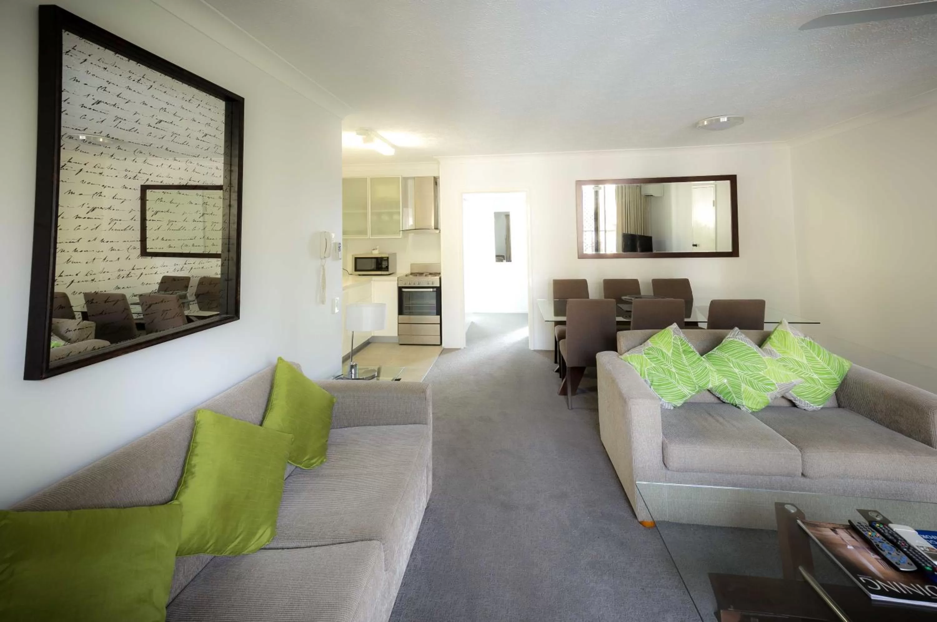 One-Bedroom Apartment with View in Aussie Resort