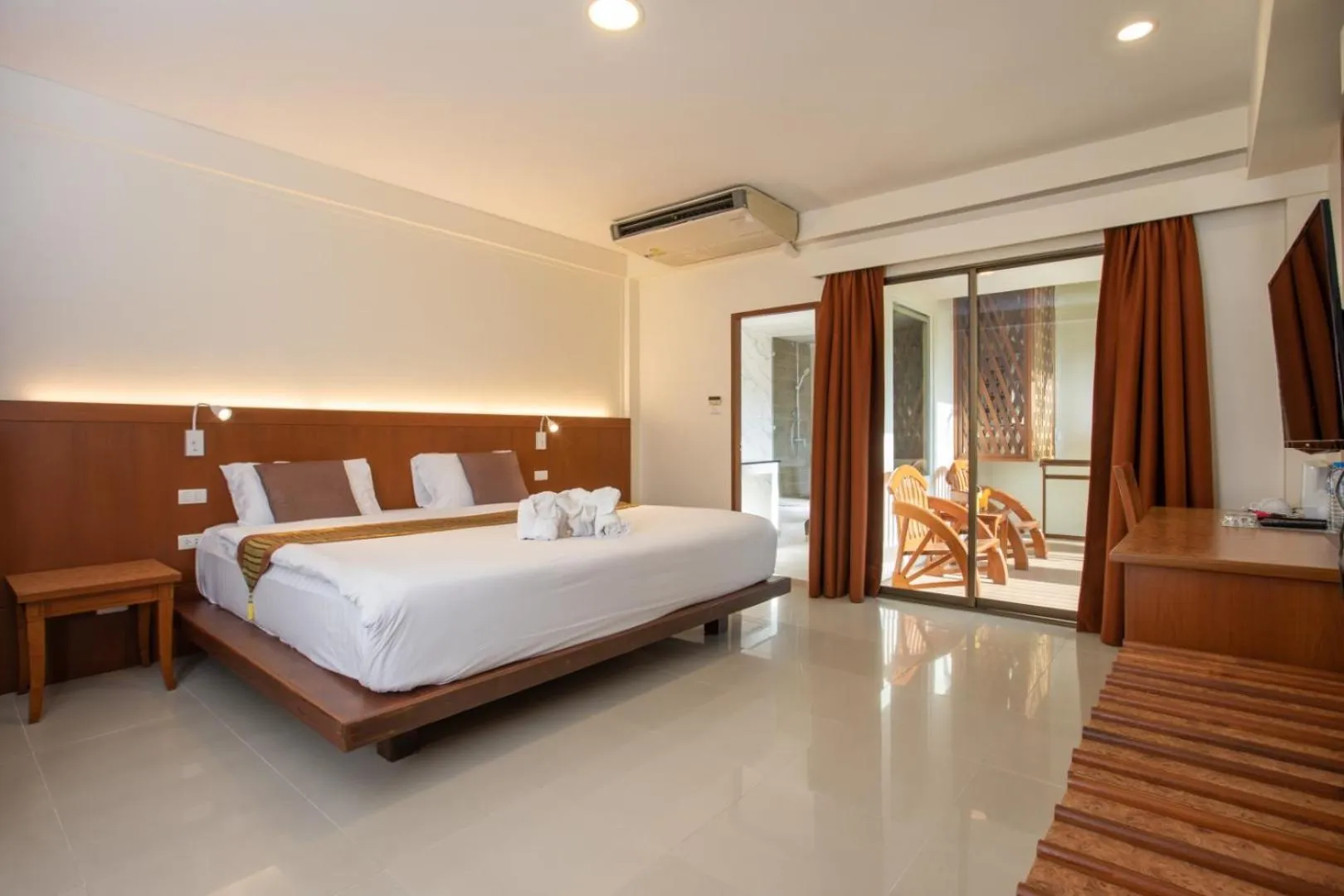 Deluxe Double Room in Orchid Garden Hotel Patong
