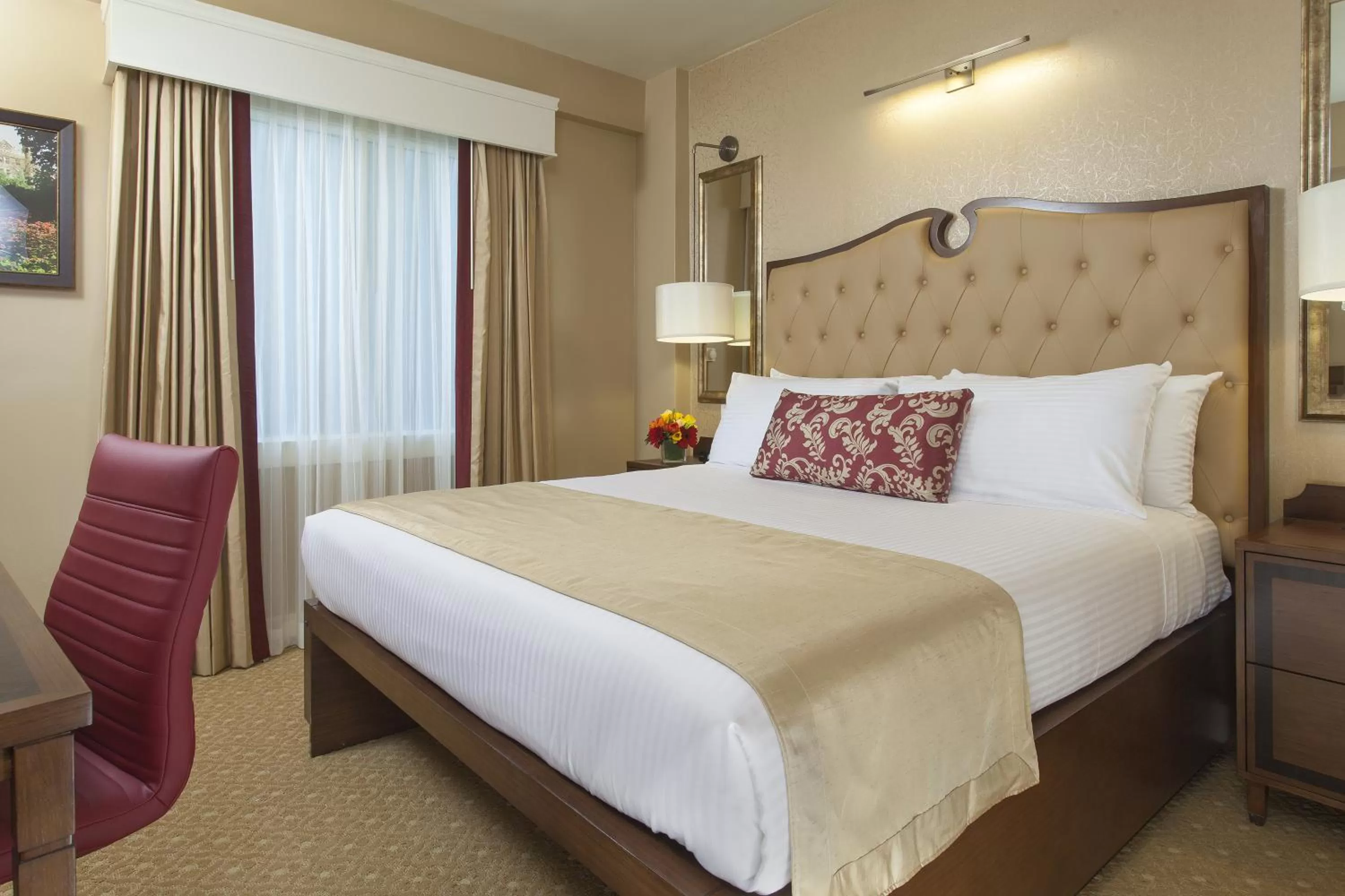 Superior King Room in King George