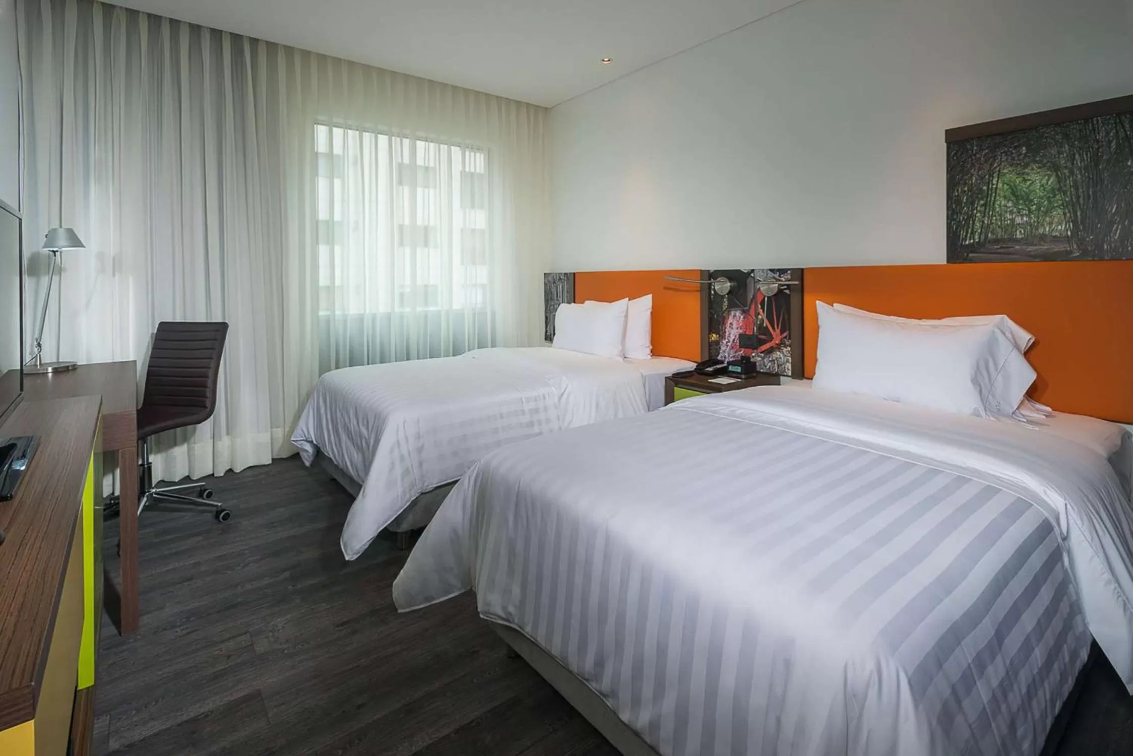 Standard Twin Room in Hampton by Hilton Barranquilla