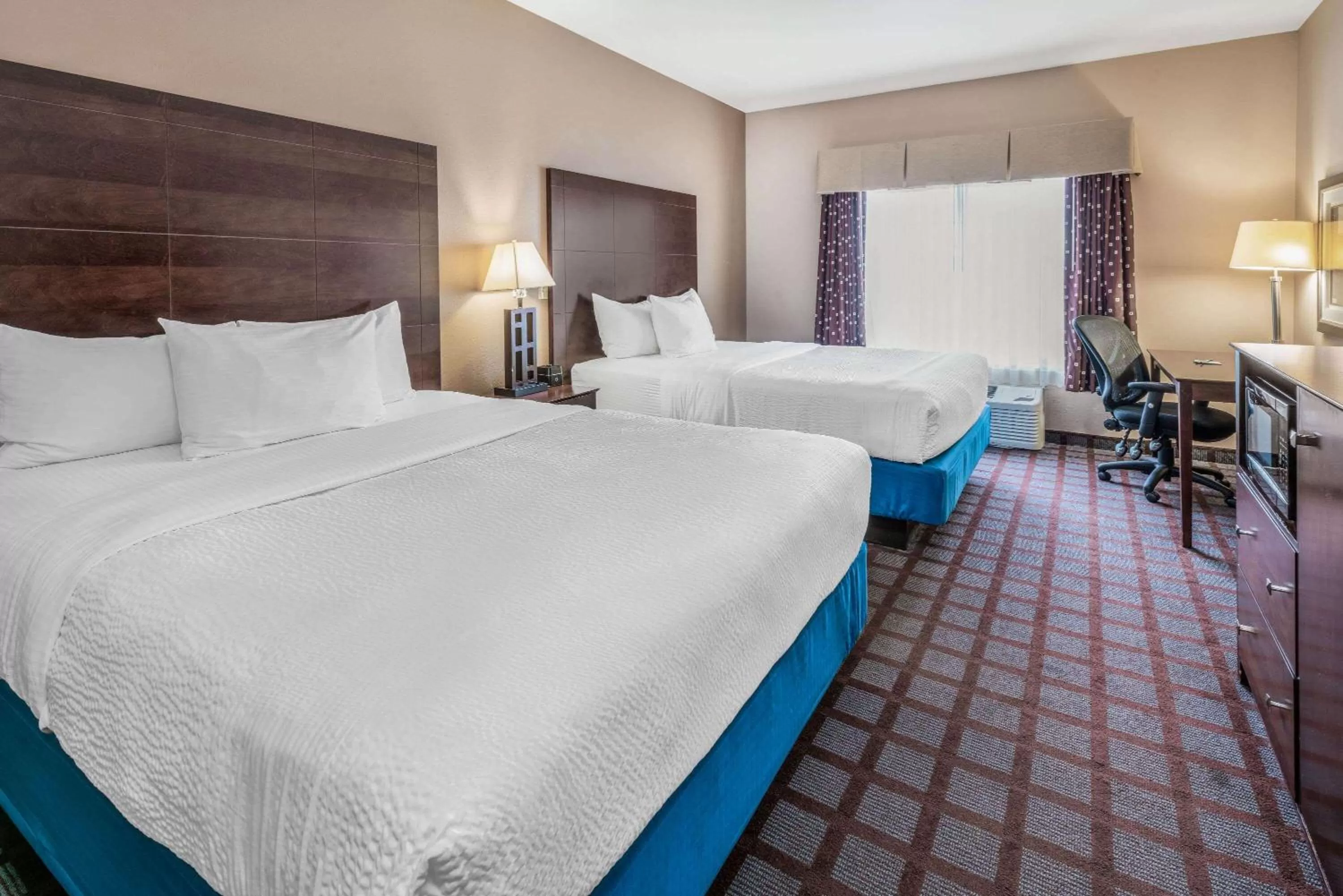 Queen Room with Two Queen Beds - Mobility Access/Non-Smoking in La Quinta by Wyndham Bozeman