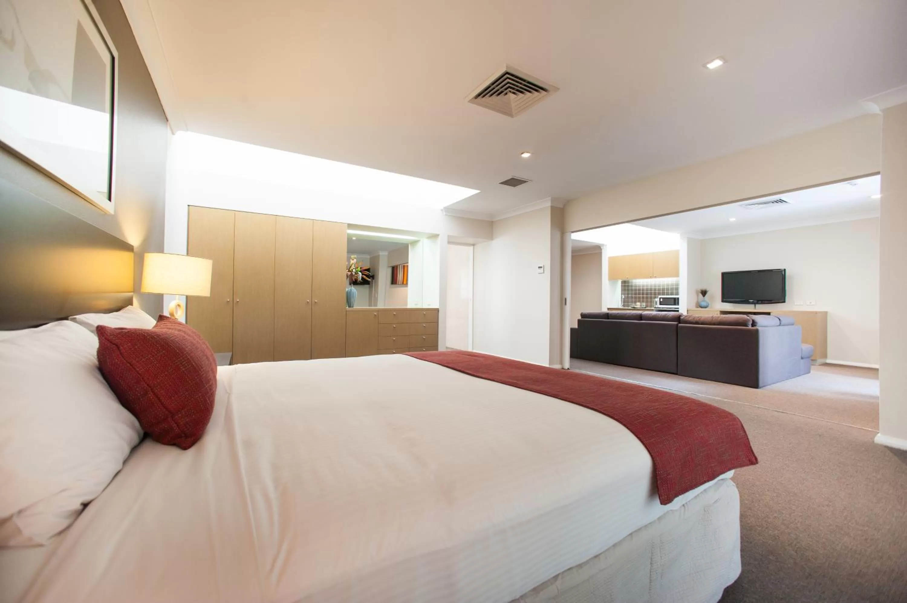 King Business Spa Suite in Ramada Hotel & Suites by Wyndham Cabramatta