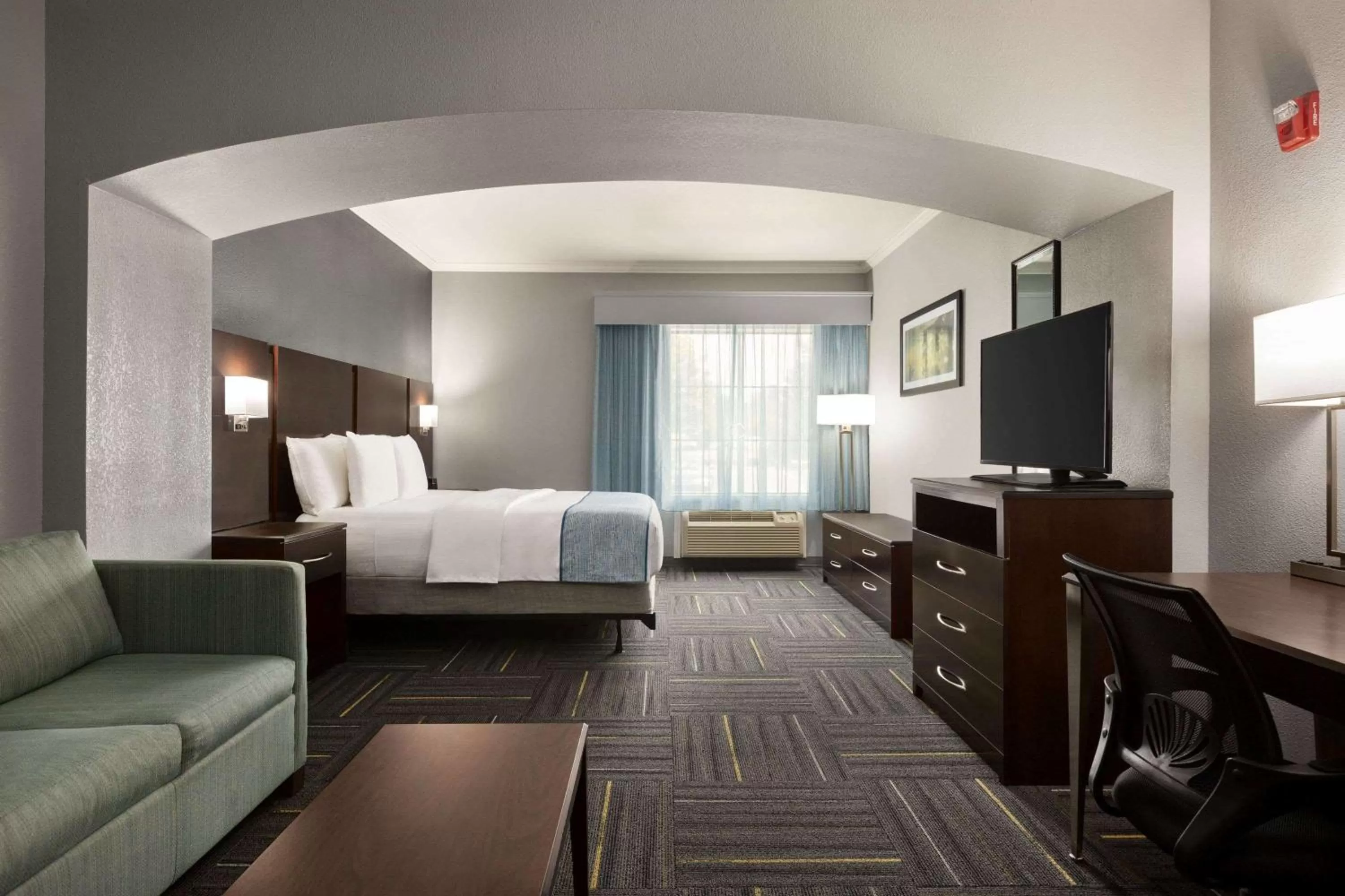 King Room - Mobility Access Non Smoking  in La Quinta by Wyndham Dublin