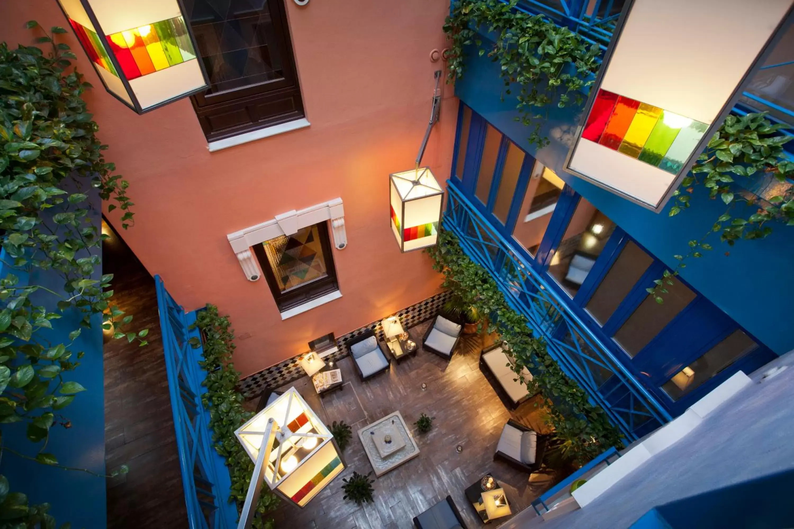 Suites Gran Vía 44 Suites Gran Vía 44