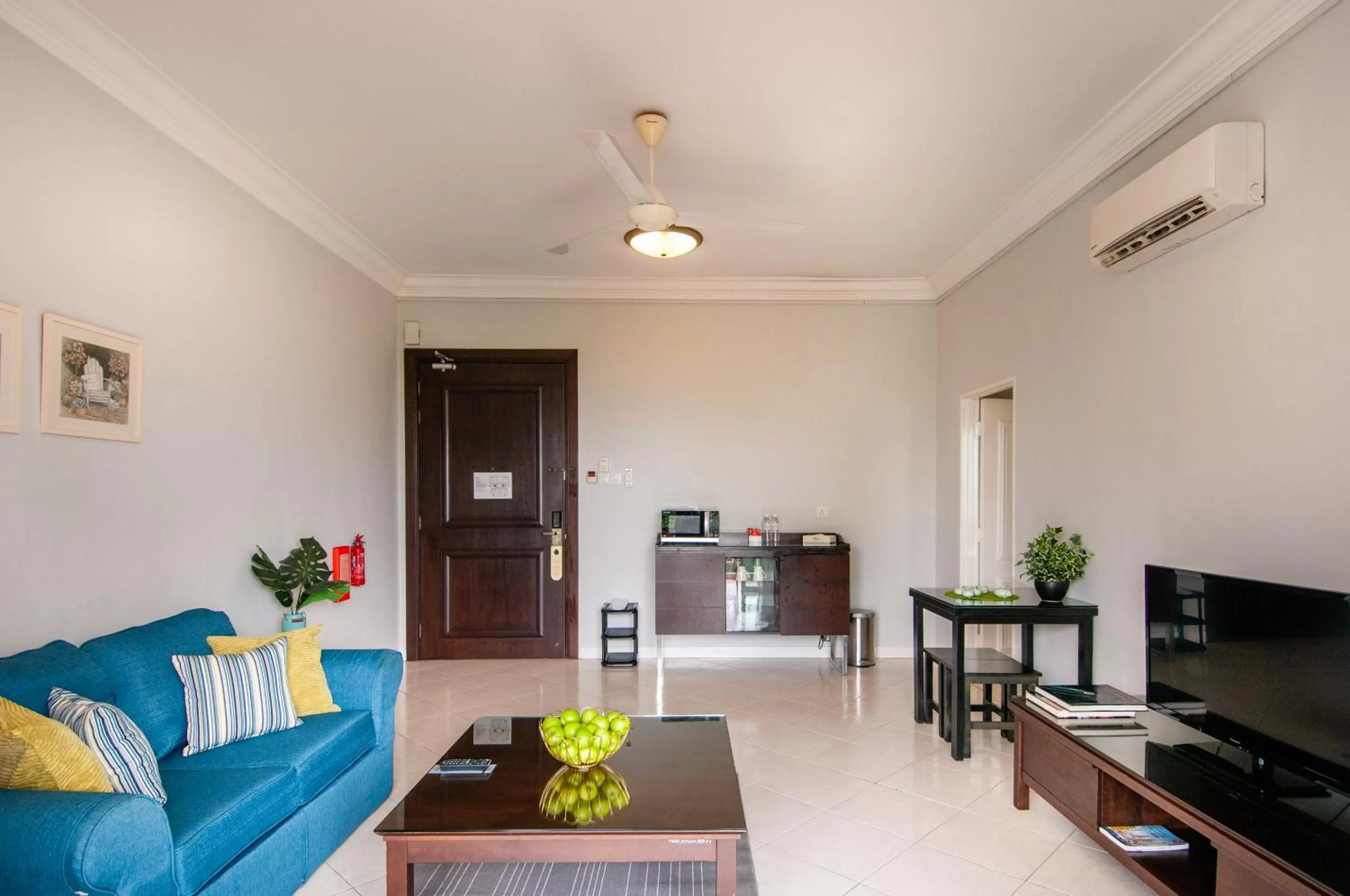 One-Bedroom Suite in Wedgewood Residences