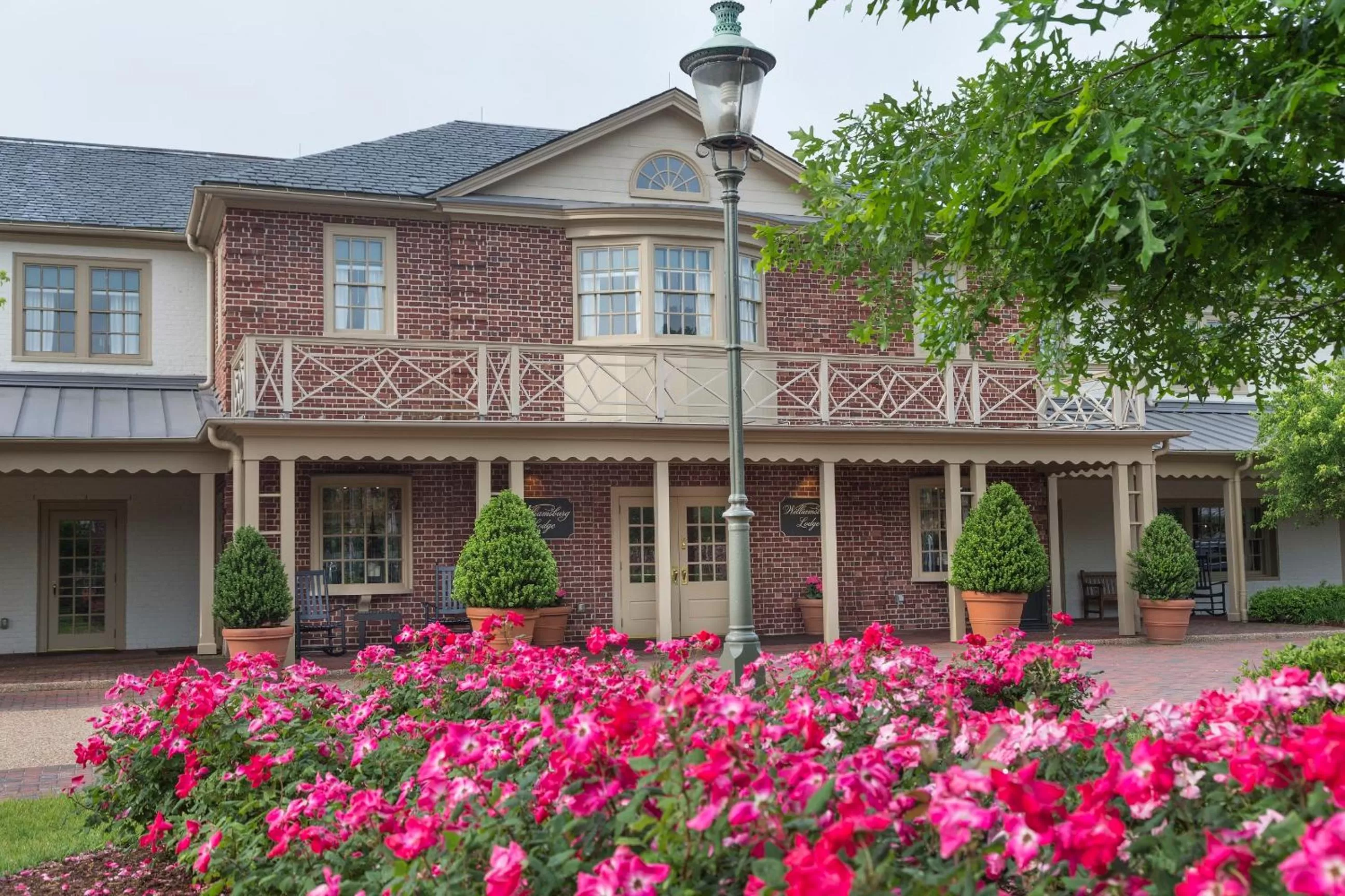 Property building in Williamsburg Lodge, Autograph Collection