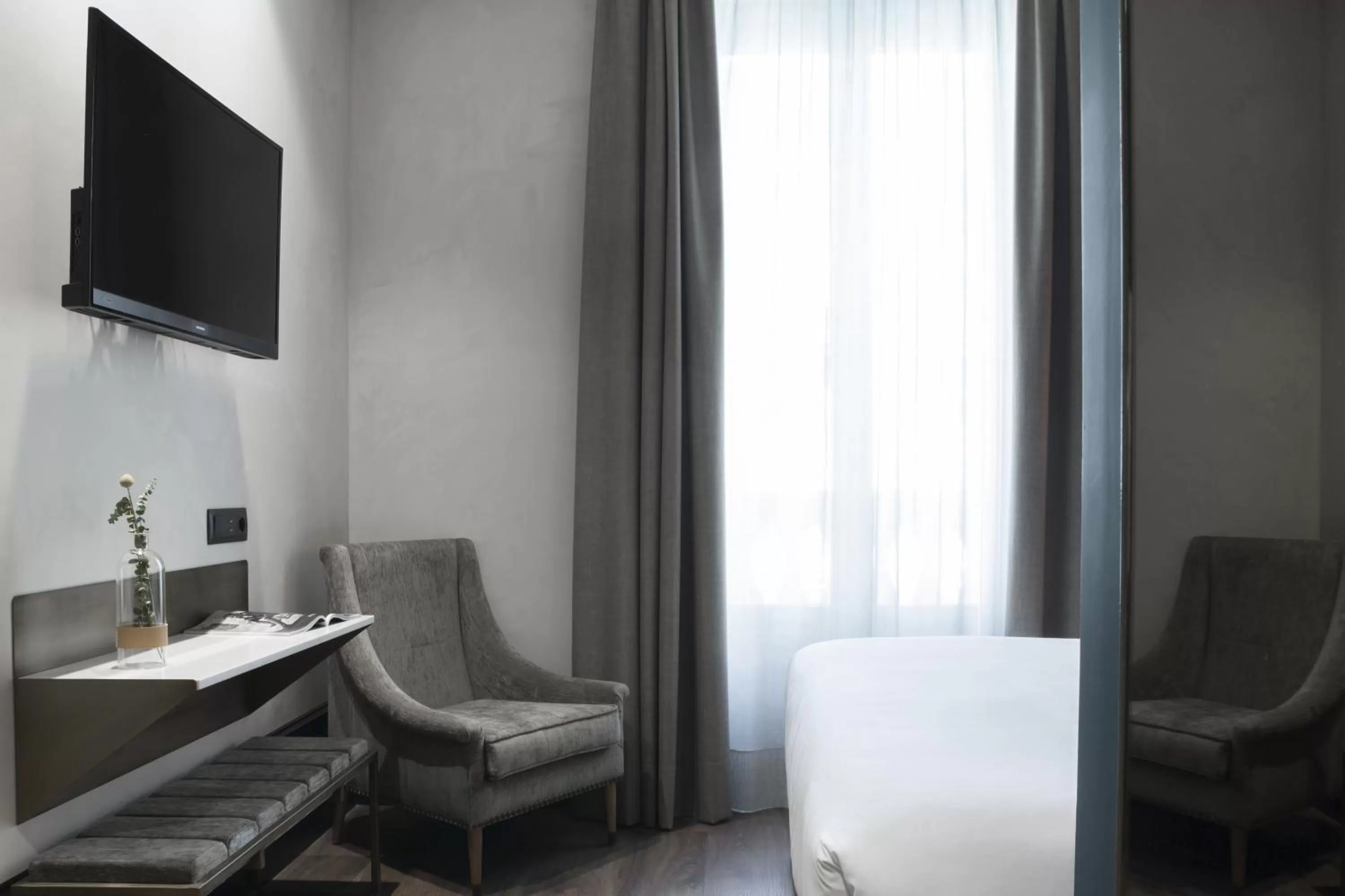 Double or Twin Room (1-2 Adults) in ICON Wipton