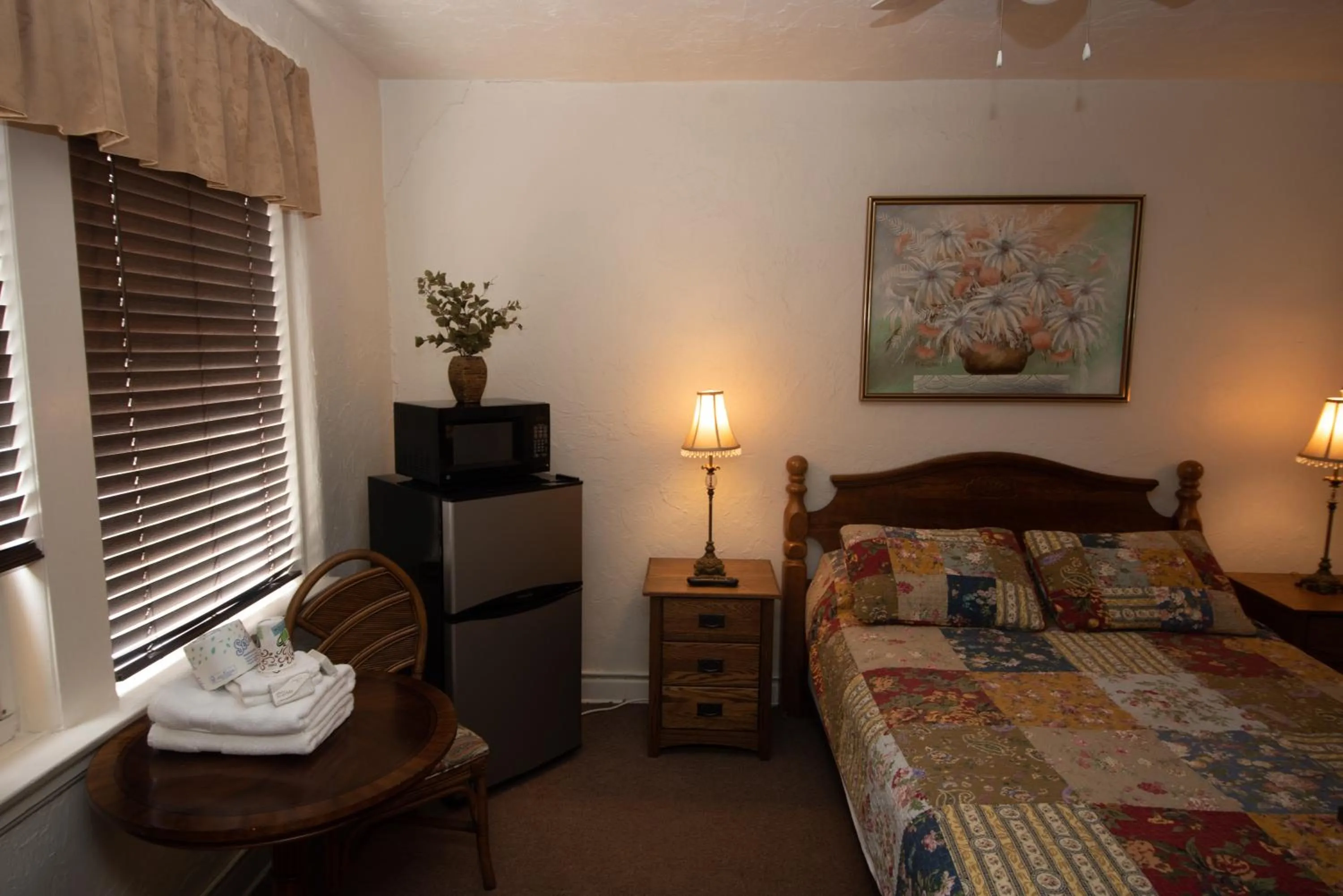 Double Room with Shared Bathroom in Hotel Evernia