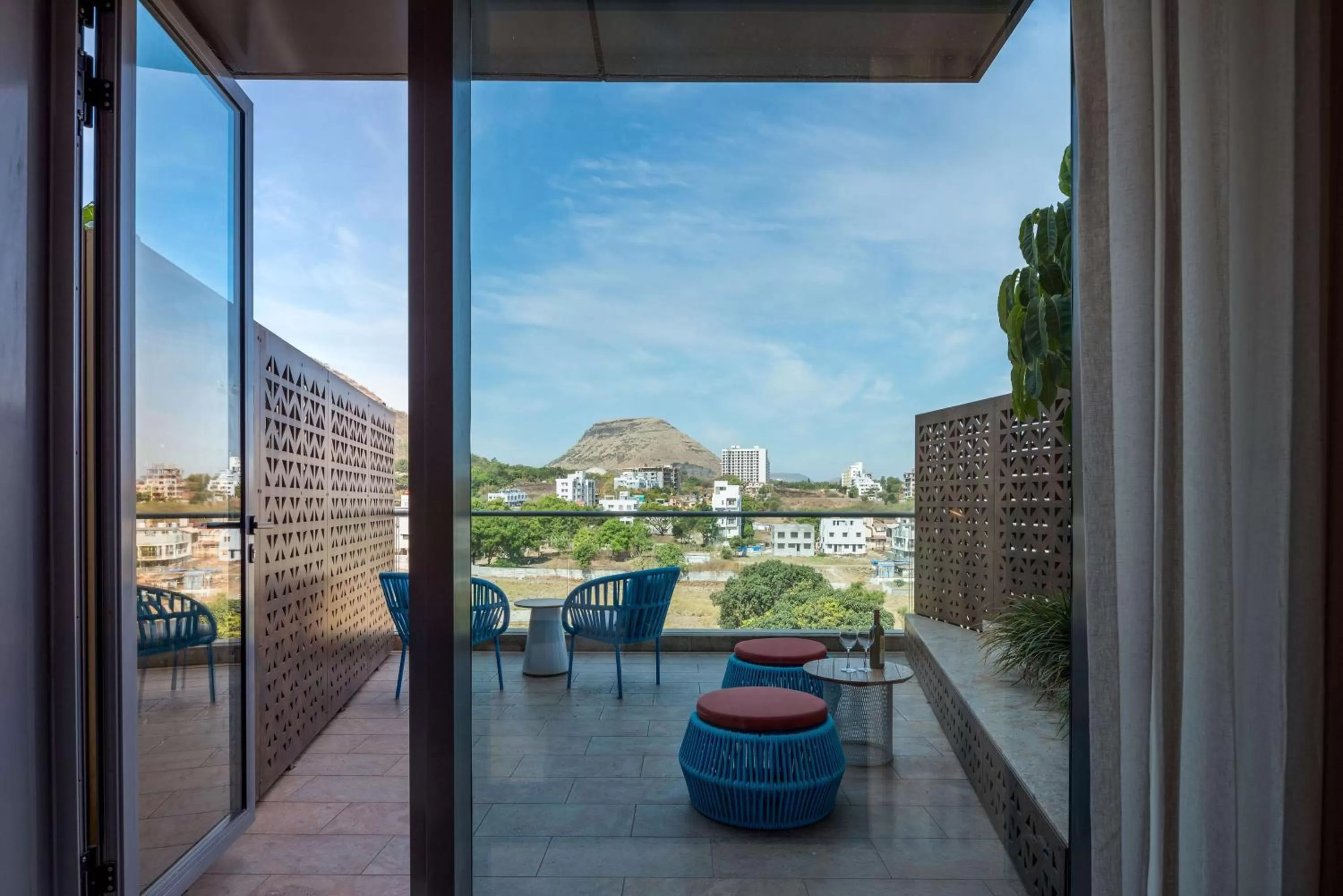 Deluxe Room with Balcony in Radisson Blu Hotel & Spa, Nashik