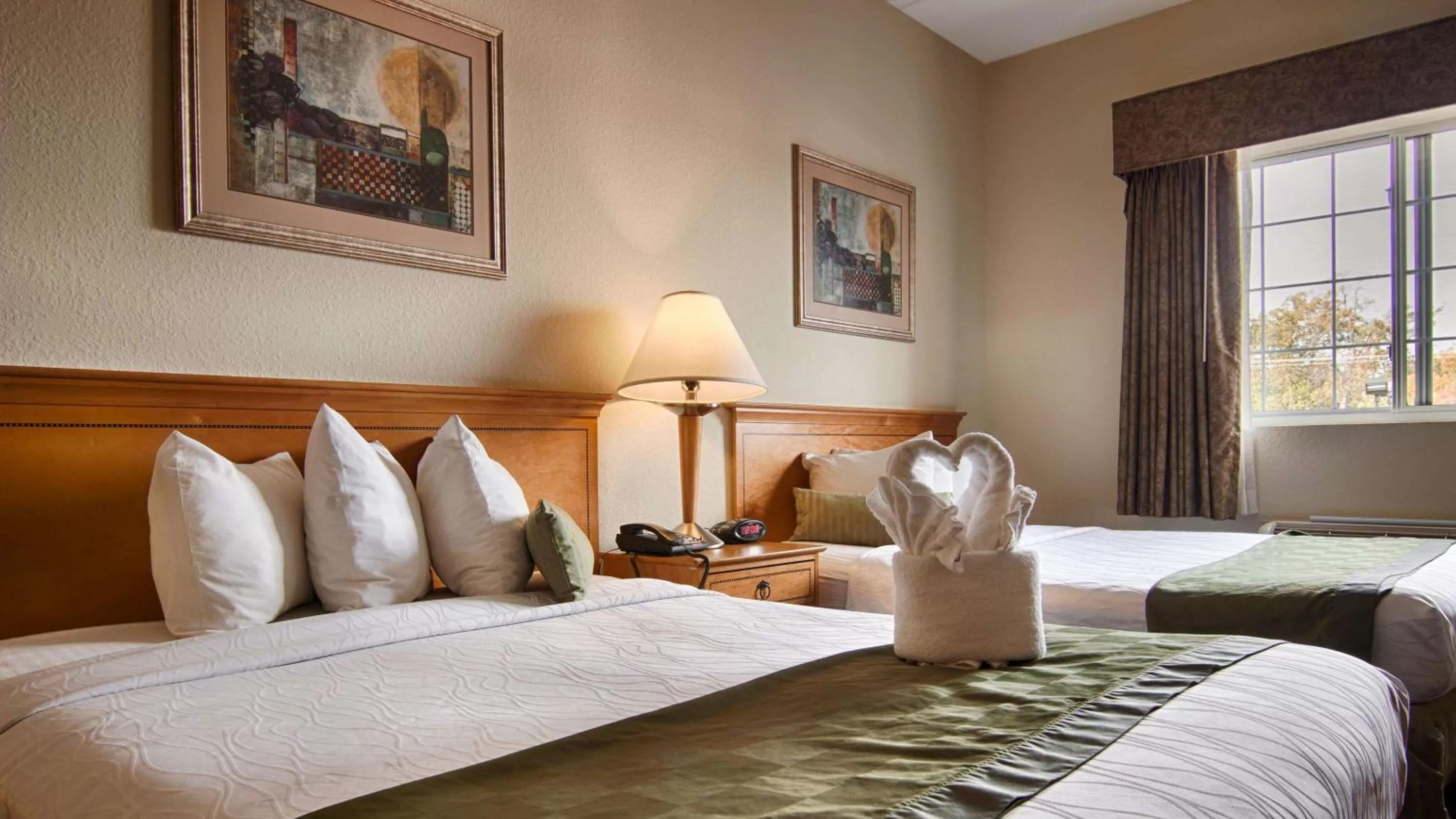 Mini Suite with Two Double Beds and Sofa Bed - Disability Access/Non-Smoking in Best Western Plus Newport News