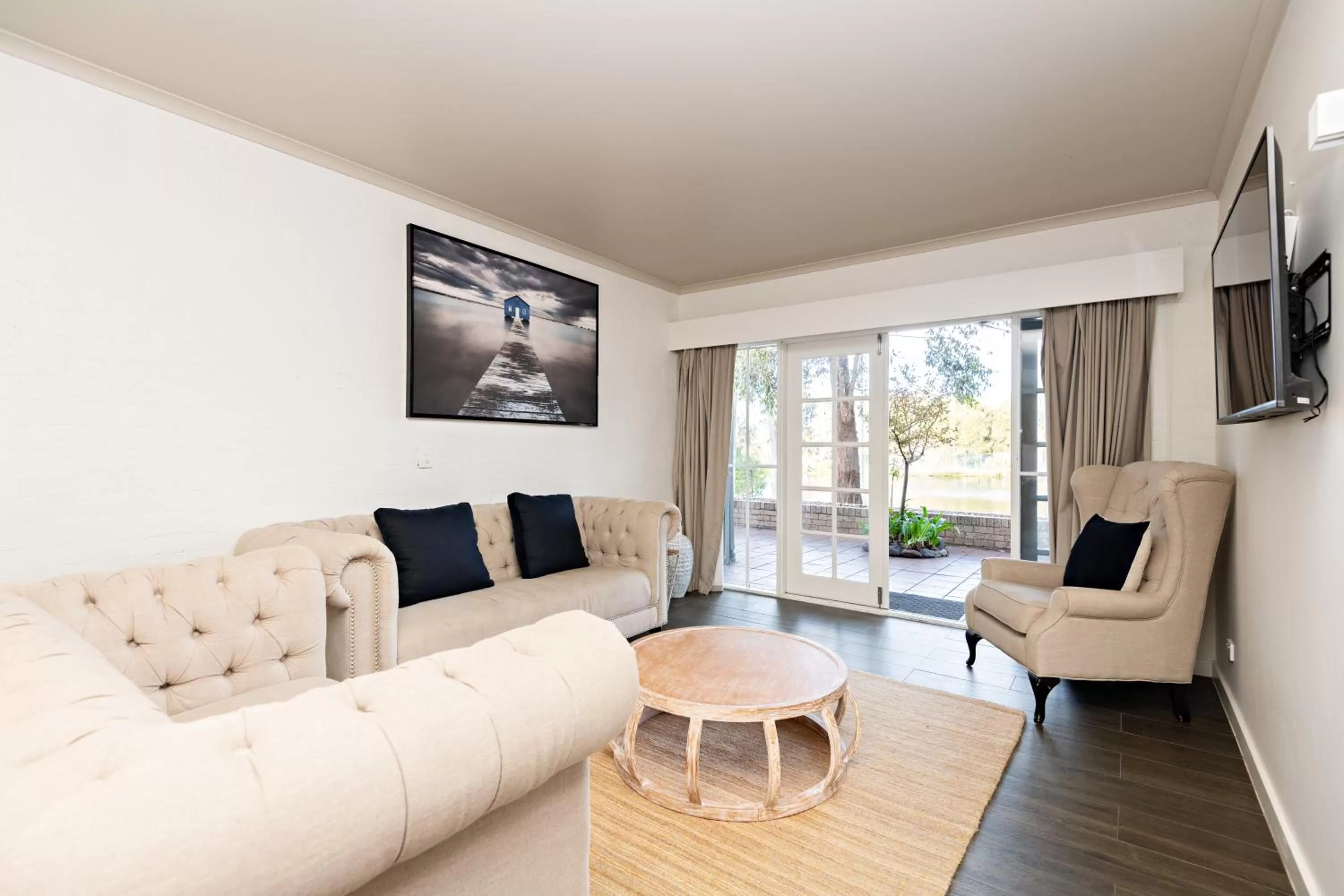 Two-Bedroom Lakeview Spa Suite  in Lincoln Downs Resort Batemans Bay