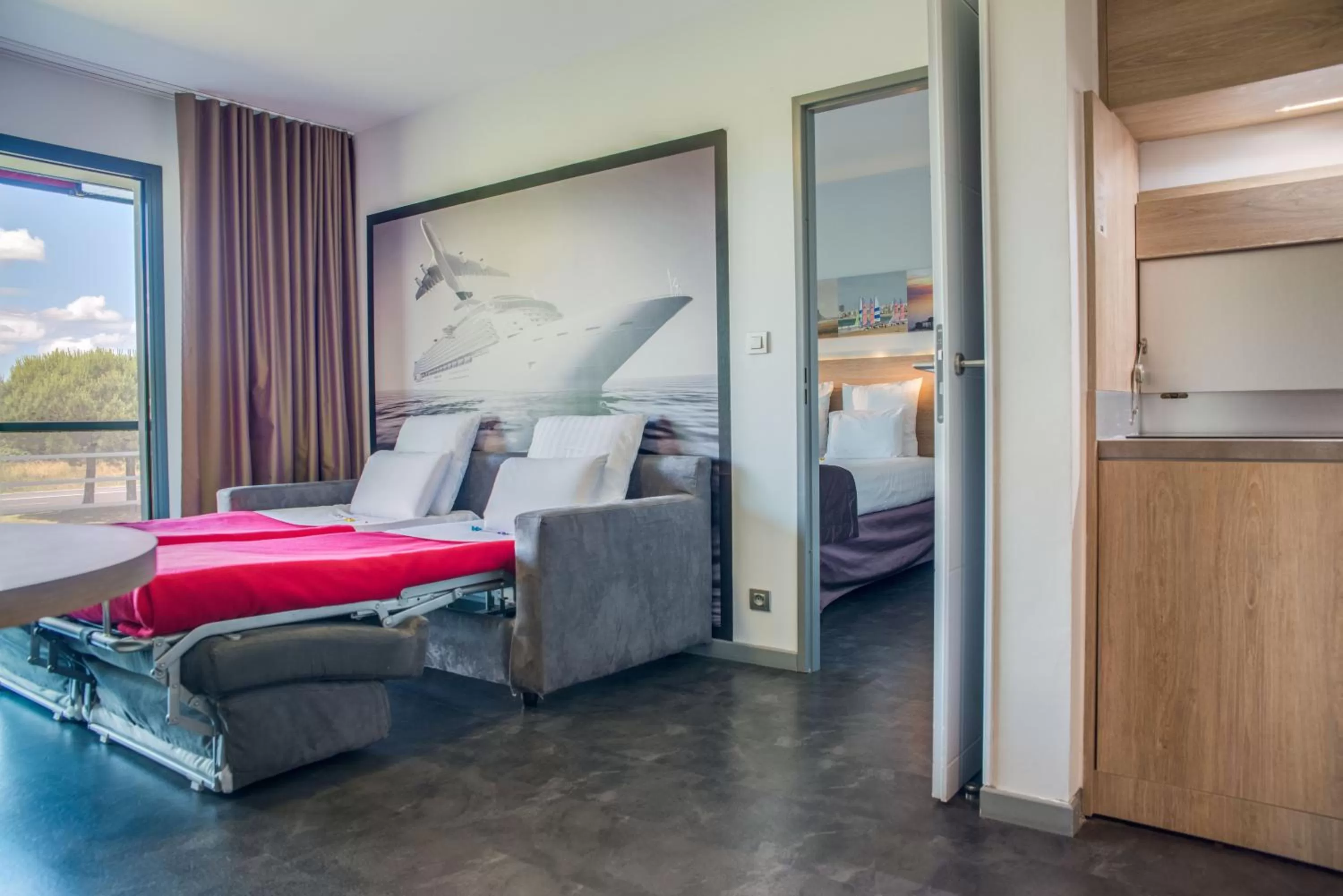 Apartment with King Bed and Sofa Bed - Non-Smoking in Best Western Les Aureliades Saint Nazaire