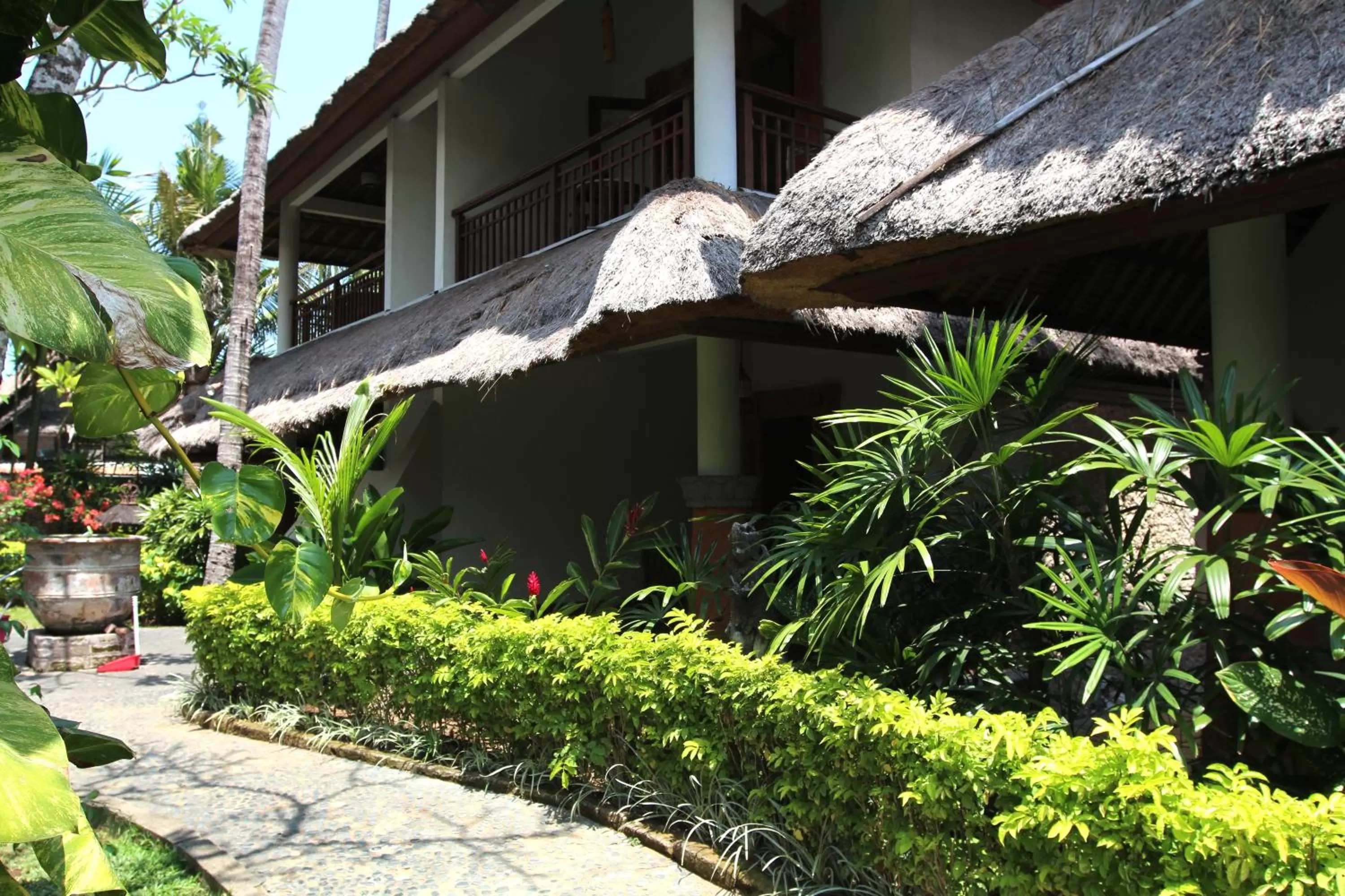Deluxe Double or Twin Room with Garden View in Sativa Sanur Cottages