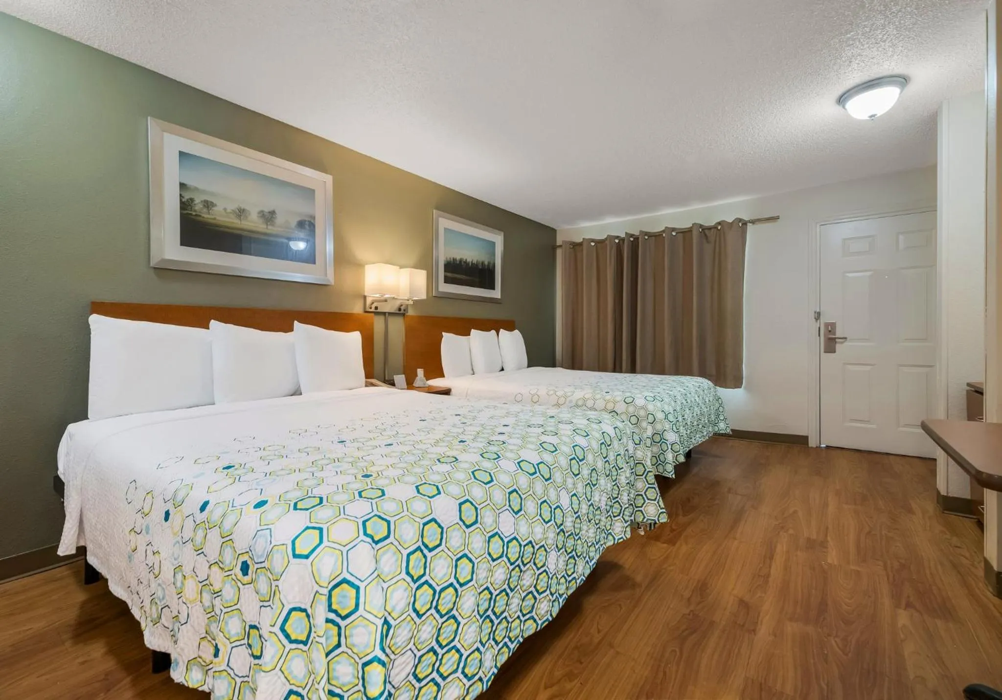 Studio Room with Two Queen Beds Non-Smoking in HomeTowne Studios by Red Roof Orlando - UCF Area