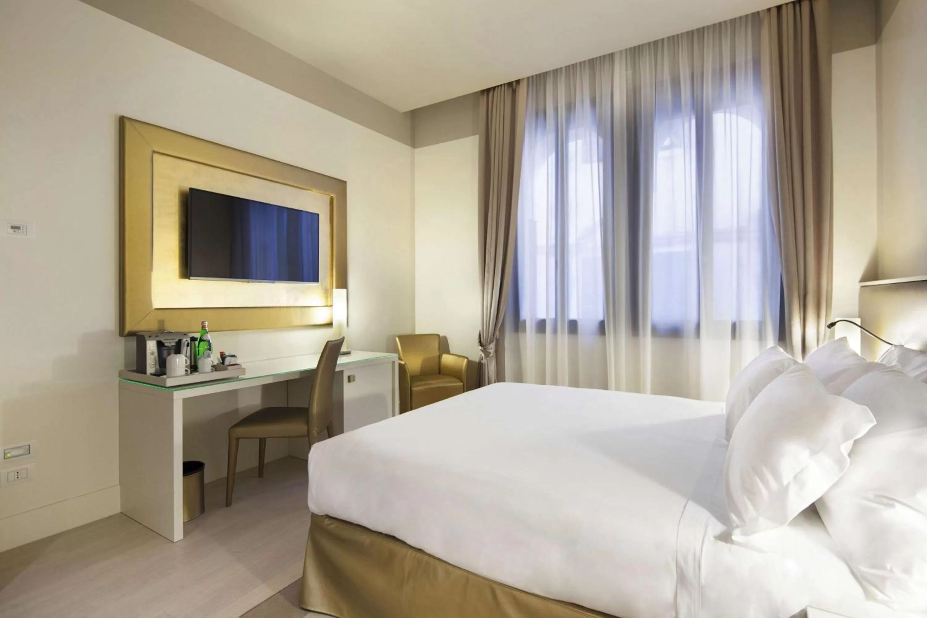 Superior Double Room in Palazzo Barocci