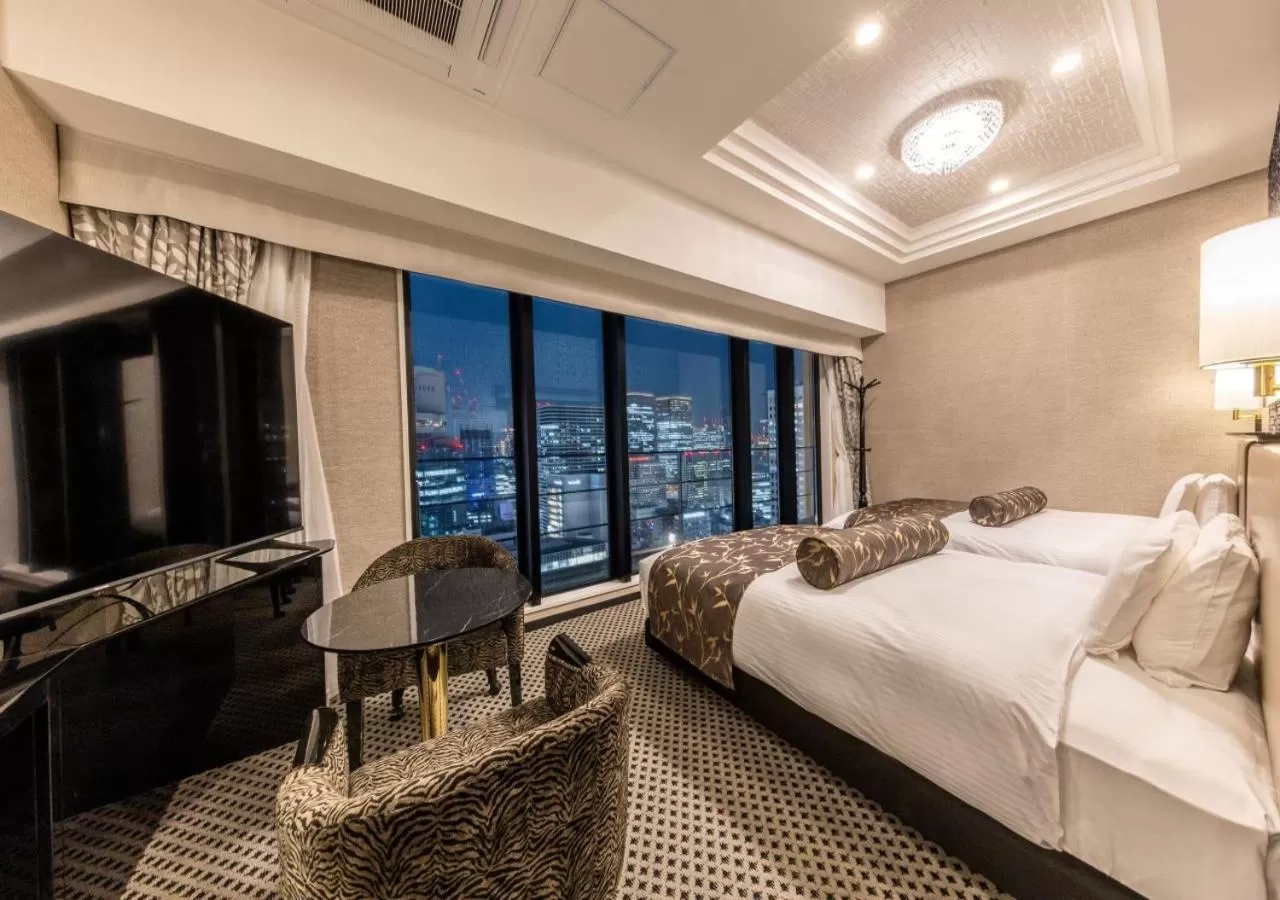 Deluxe Twin Room - Non-Smoking - Top Floor in APA Hotel & Resort Osaka Umeda Eki Tower