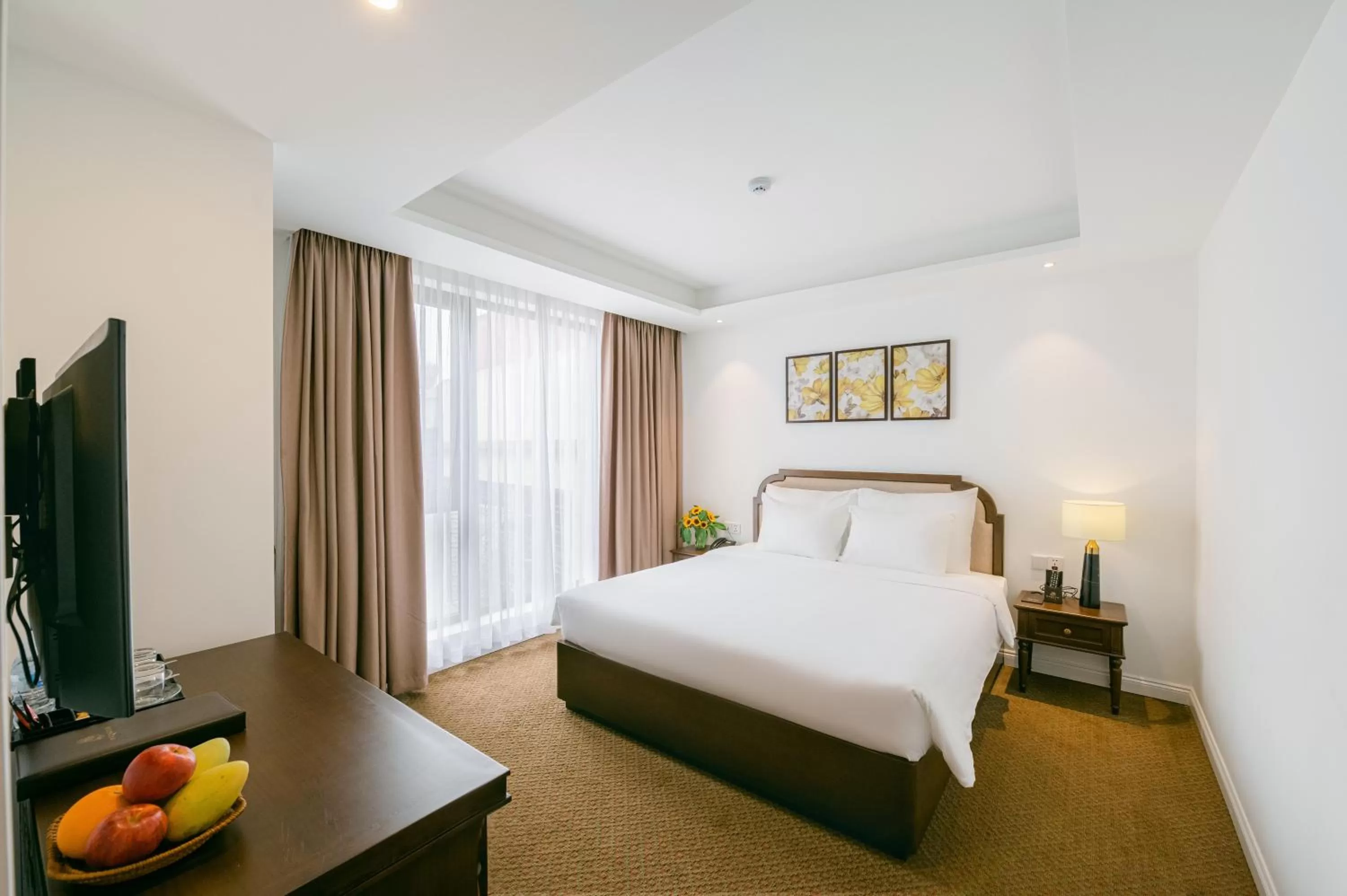 Premium Double Room in Marigold Hotel Hanoi