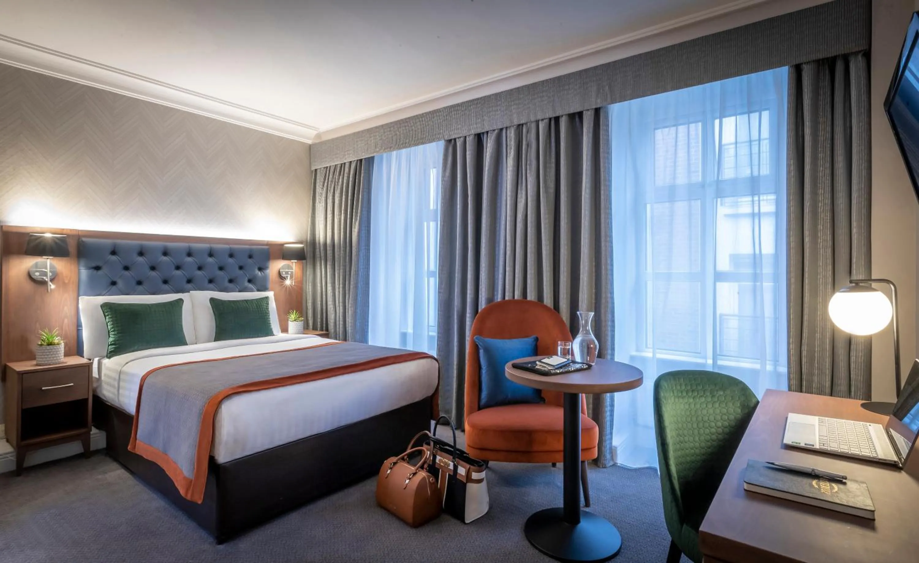 Deluxe Double Room in The Fleet