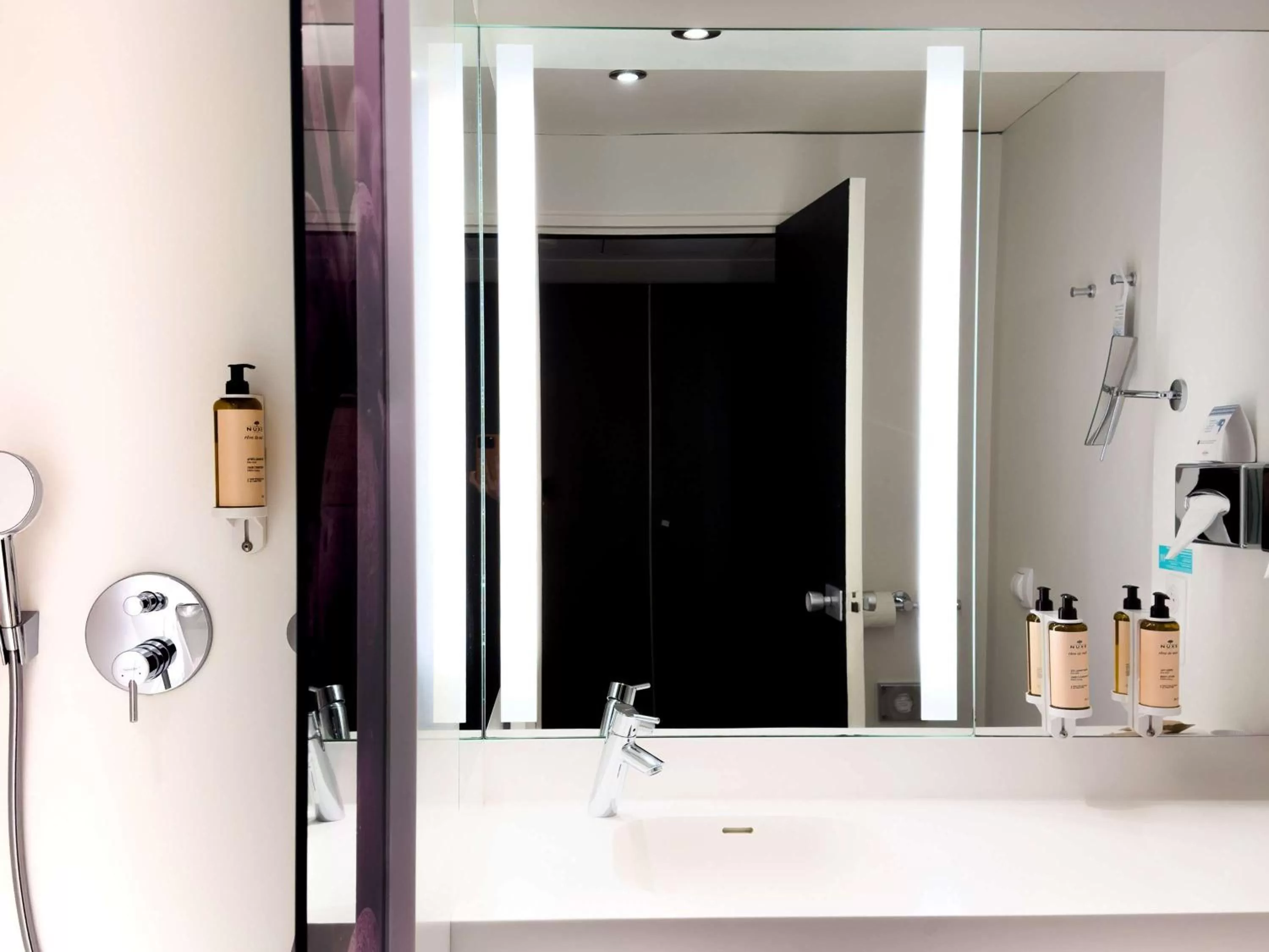 Deluxe Queen Room in Mercure Reims Centre Cathédrale