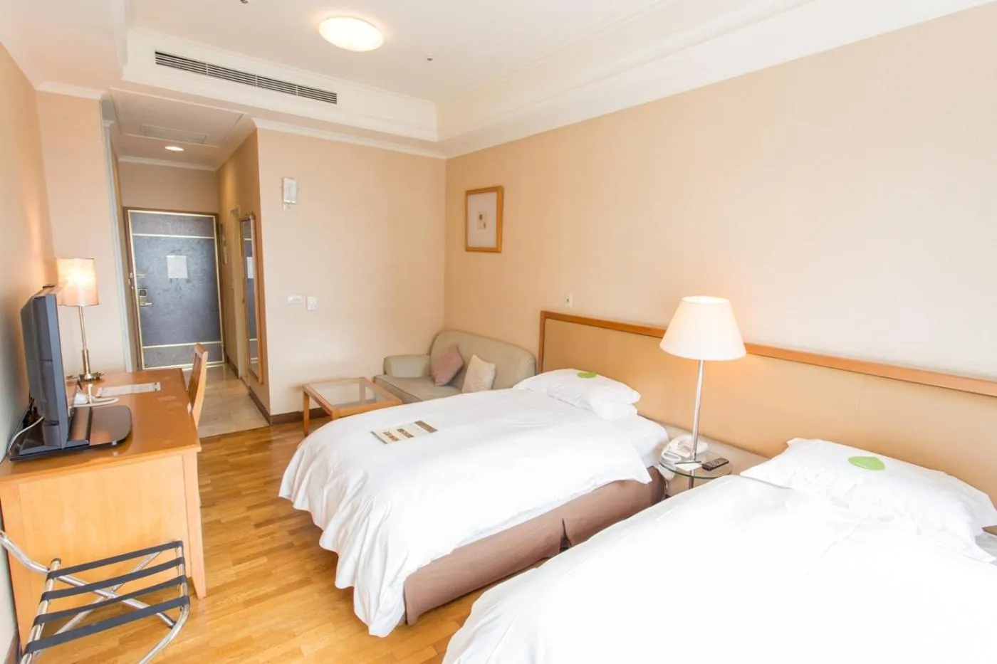 Standard Twin Room in Park Lane Inn