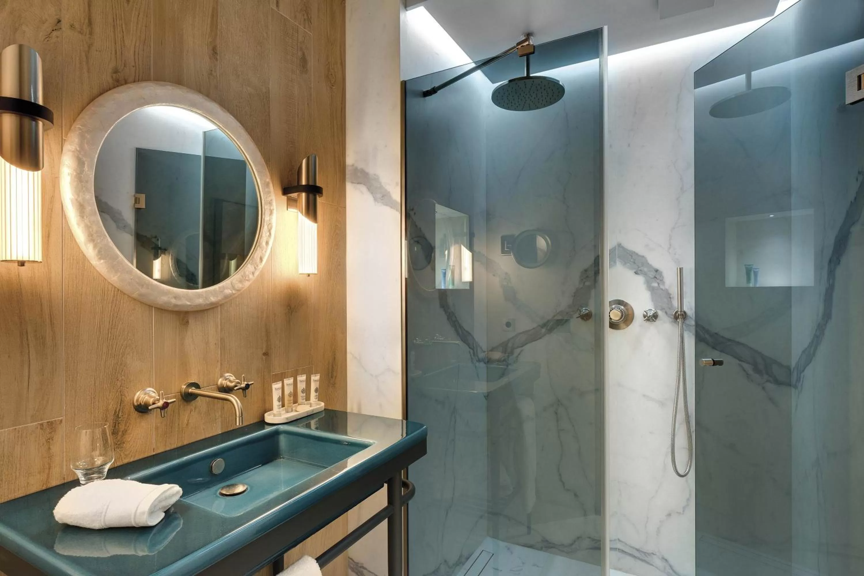 Standard Double Room in La Demeure Montaigne