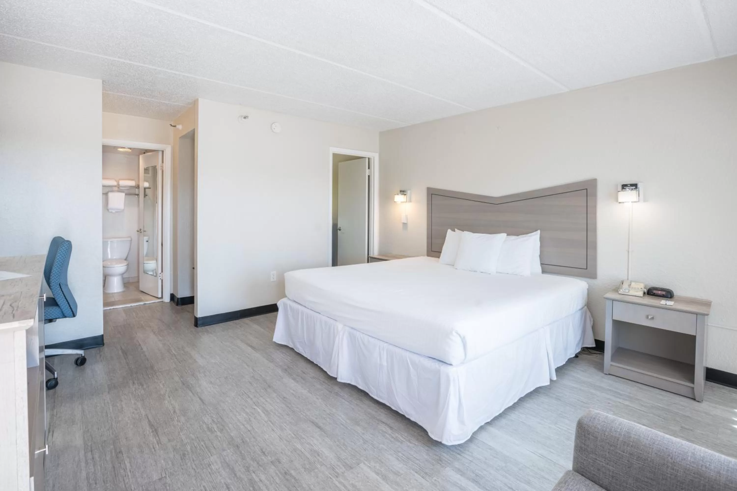 King Suite in Ocean Coast Hotel at the Beach Amelia Island