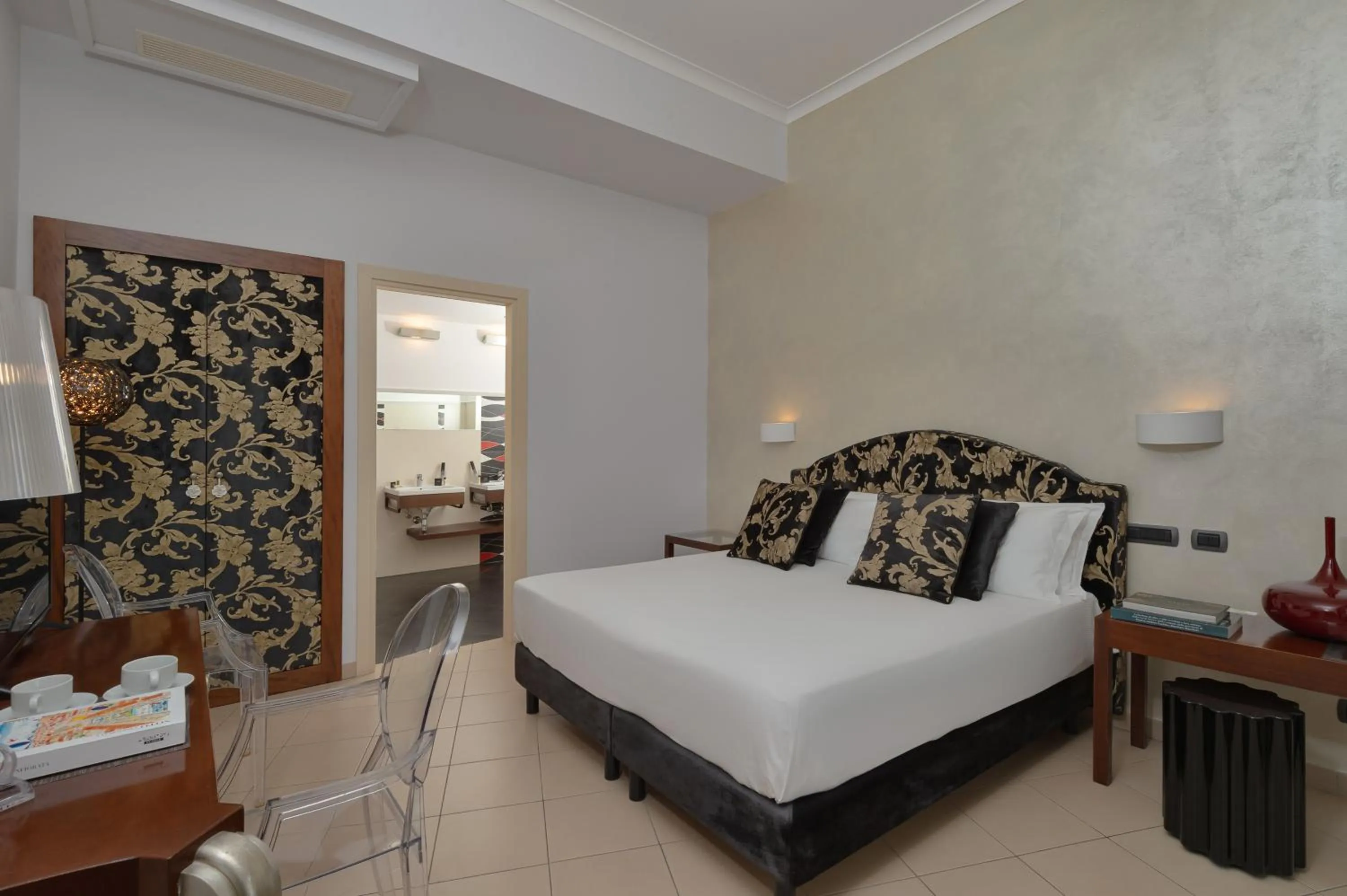 Presidential Suite in Grand Hotel Sofia