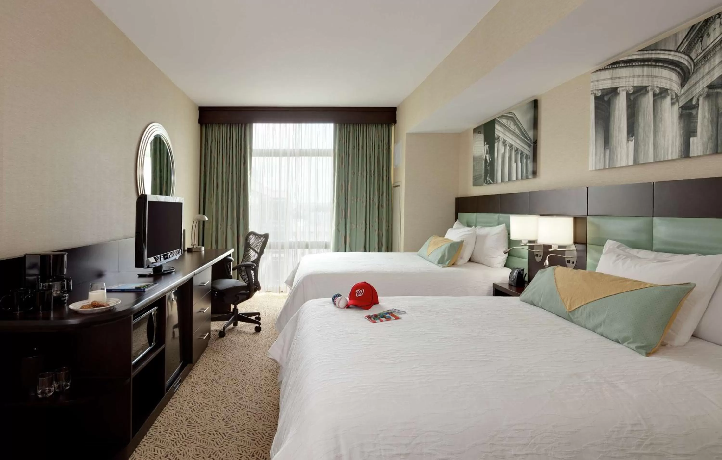 Queen Room with Two Queen Beds in Hilton Garden Inn Washington D.C./U.S. Capitol