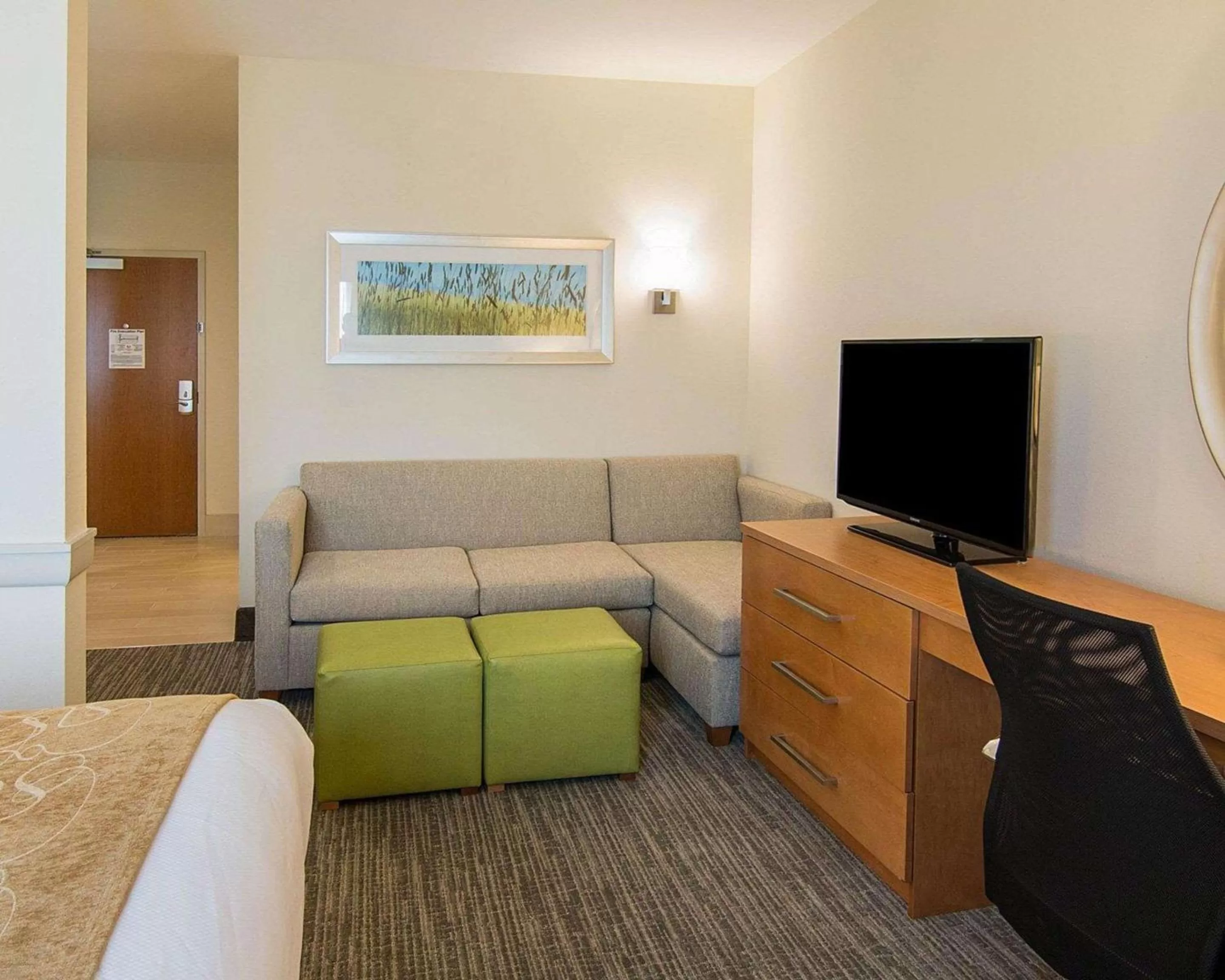 King Suite with Walk In Shower - Non-Smoking in Comfort Suites Bossier City - Shreveport East