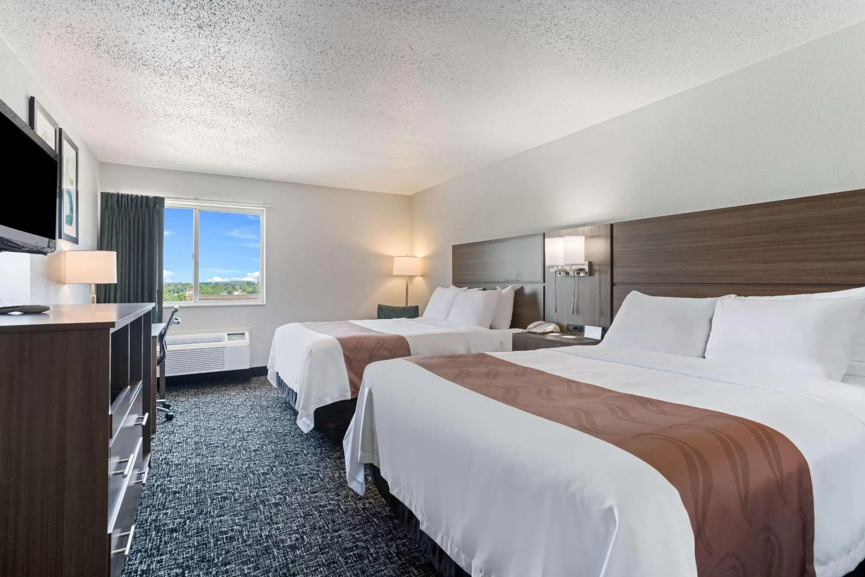 Queen Room with Two Queen Beds - Non-Smoking in Quality Inn & Suites Ferdinand