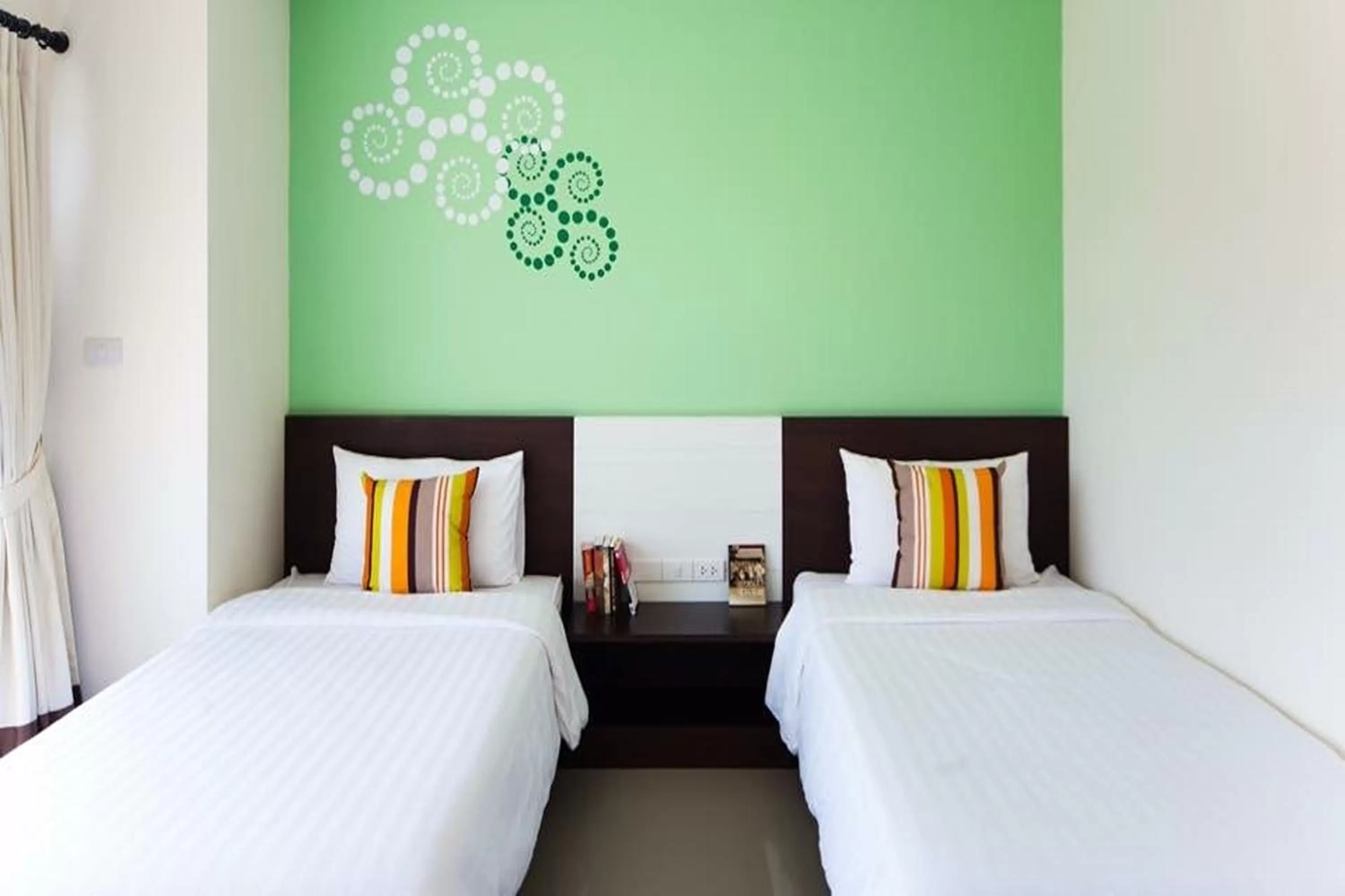 Standard Twin Room in Phavina Hotel Rayong SHA Extra Plus