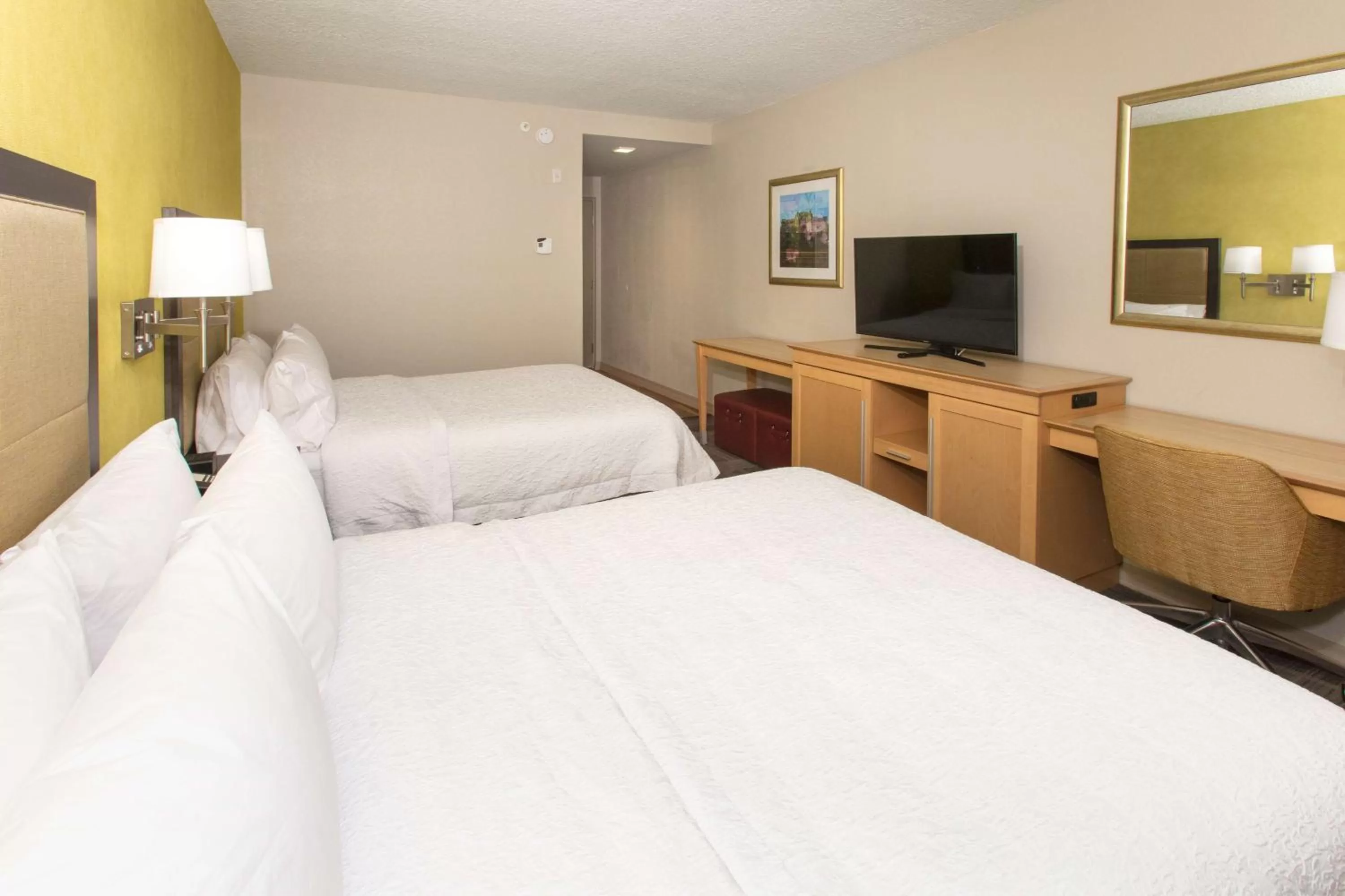 Queen Room with Two Queen Beds - Non-Smoking in Hampton Inn - Palatka