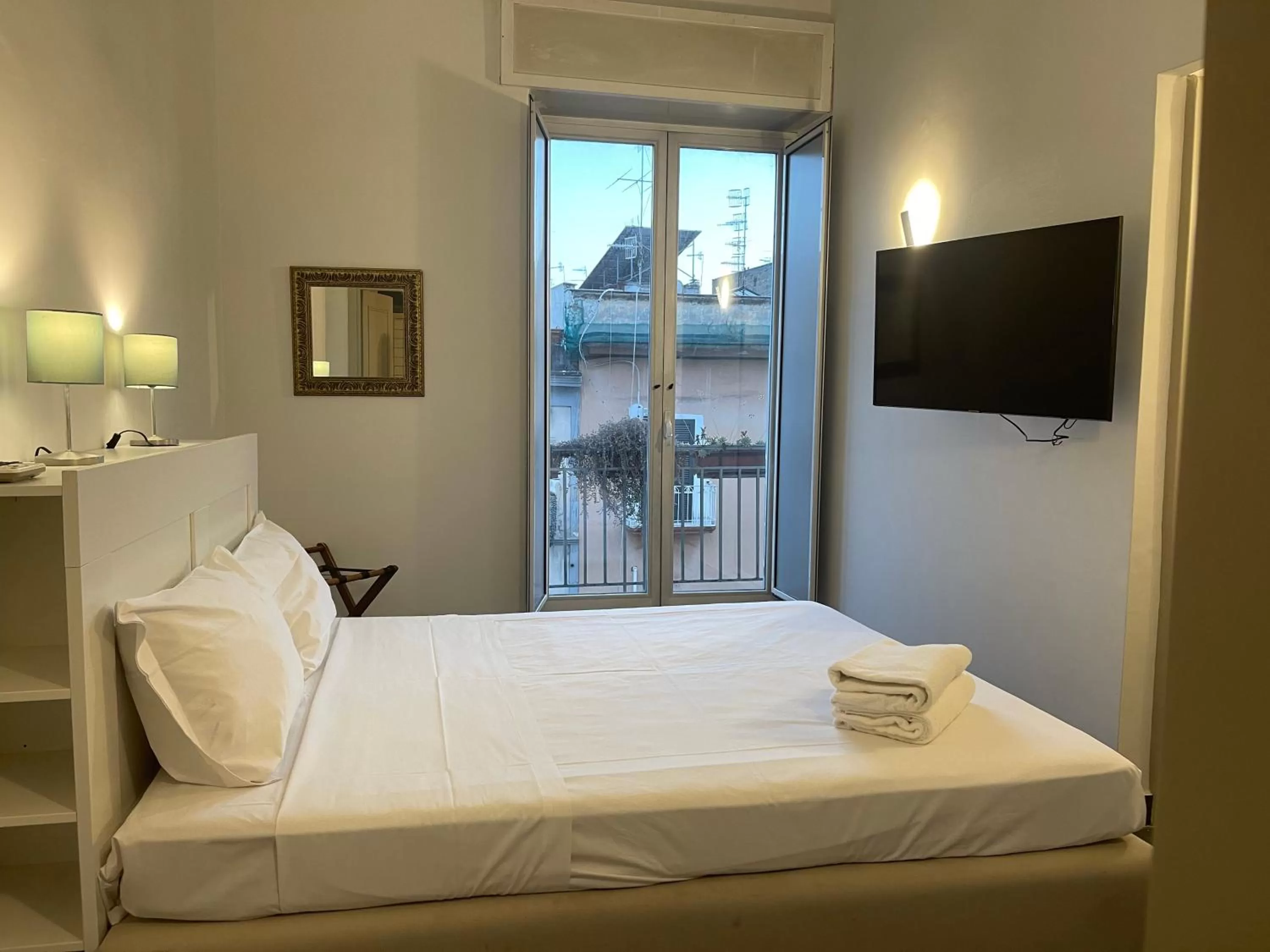 Double Room - Disability Access in Jazz Hotel