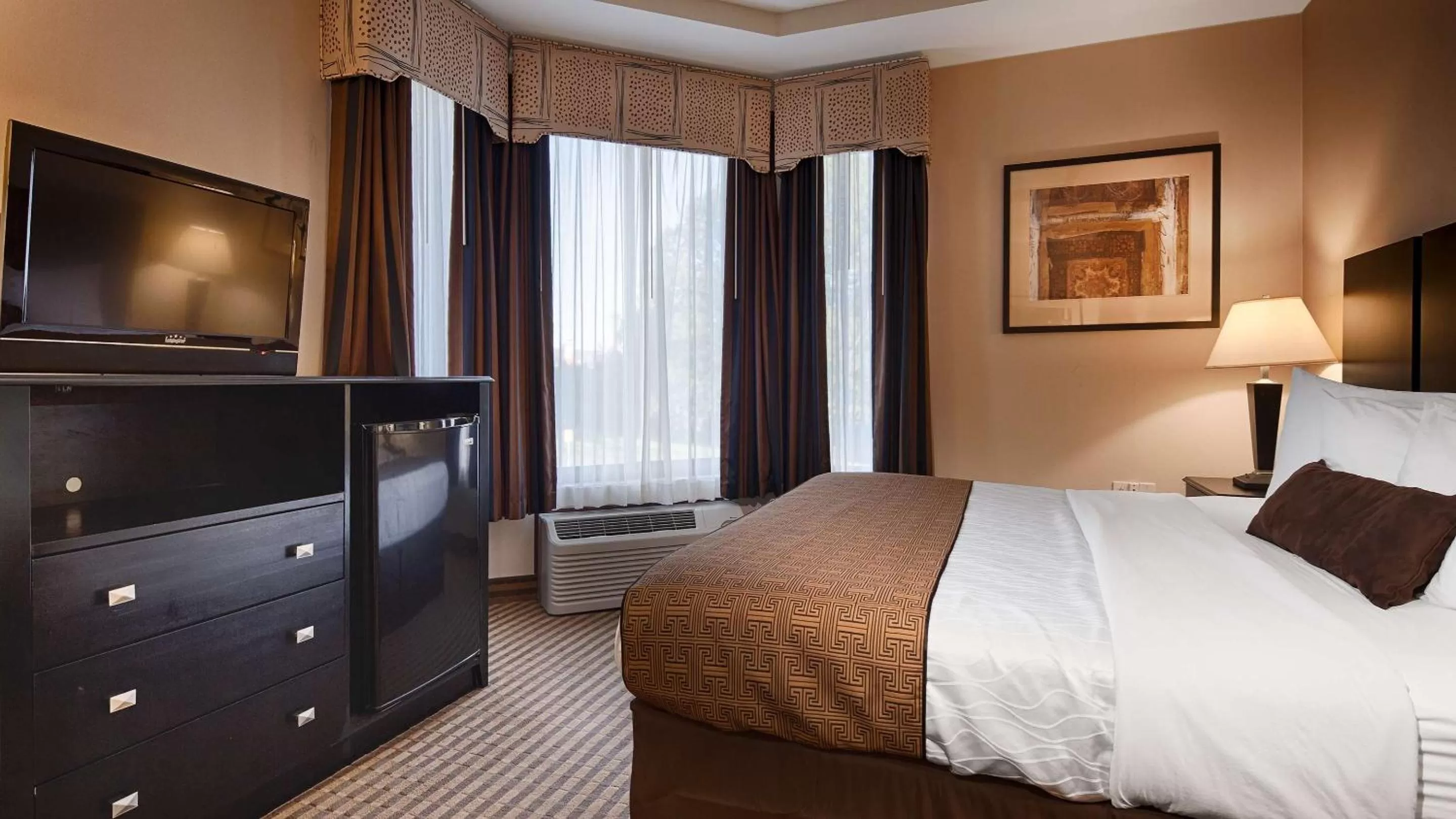 Deluxe King Room in Best Western Dunkirk & Fredonia Inn